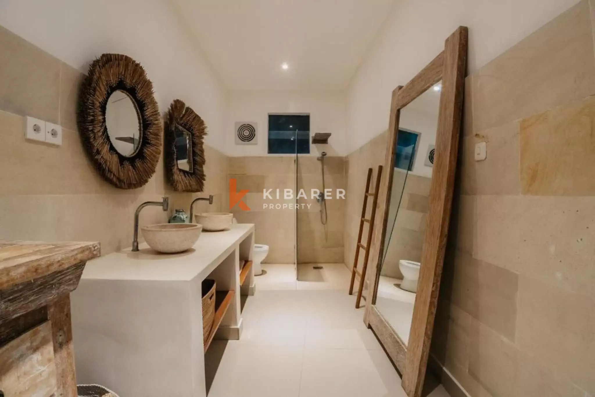 Spacious Four-Bedroom Villa with Large Pool in Tranquil Uma