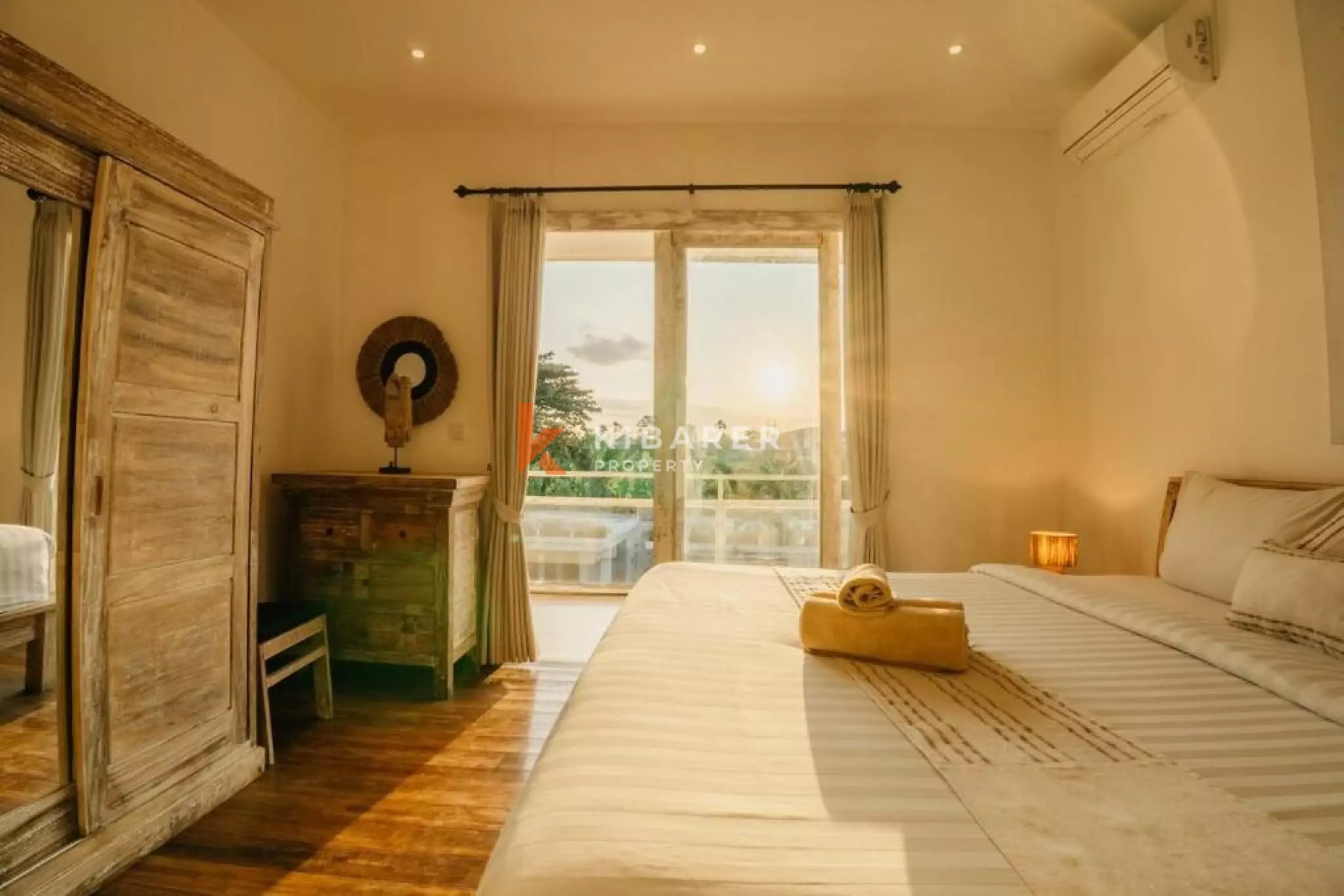 Spacious Four-Bedroom Villa with Large Pool in Tranquil Uma