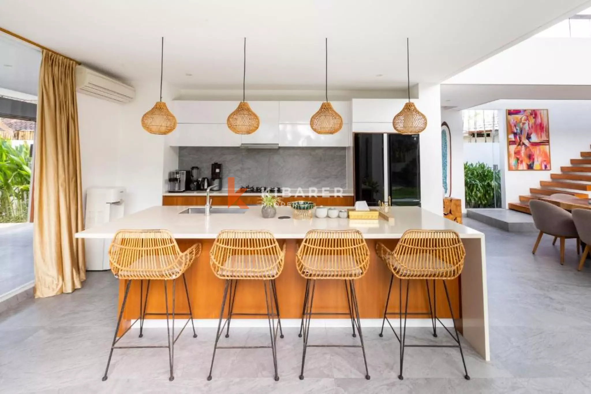 Modern Beachside Five Bedroom Villa with Rooftop Lounge and Sauna Walking away to Berawa Beach