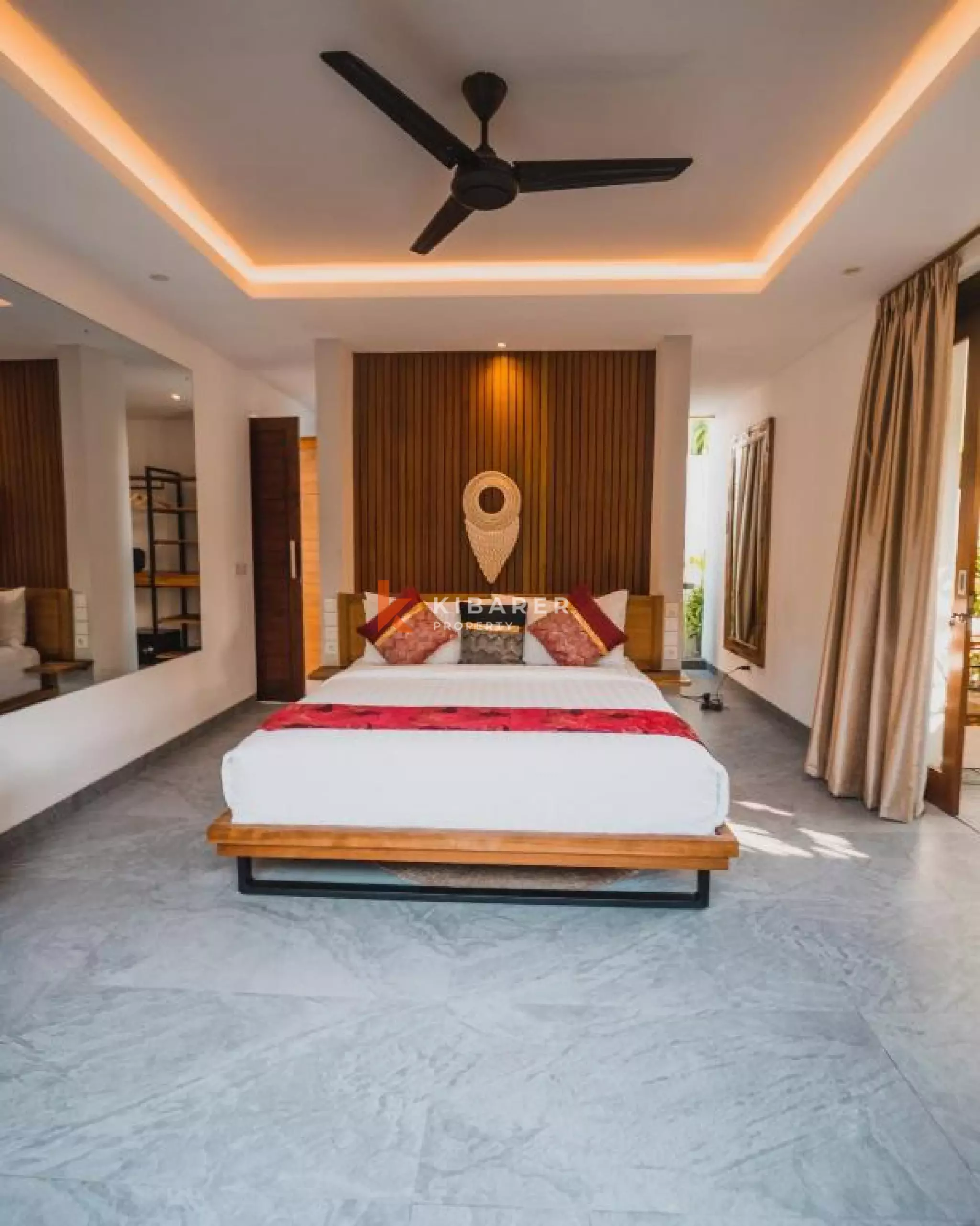 Modern Beachside Five Bedroom Villa with Rooftop Lounge and Sauna Walking away to Berawa Beach
