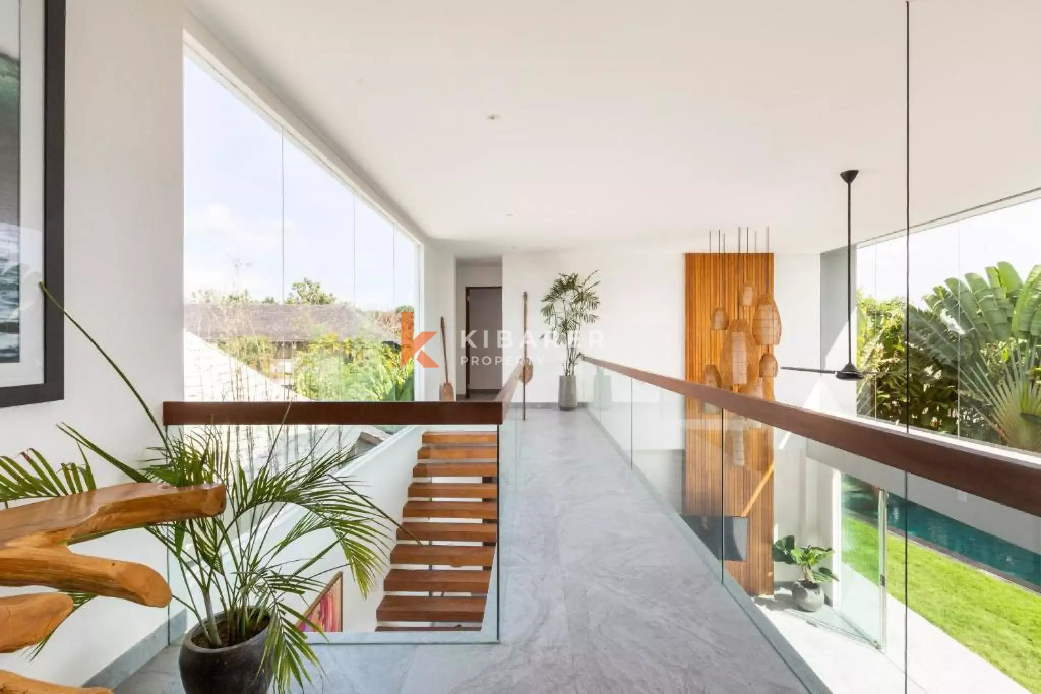 Modern Beachside Five Bedroom Villa with Rooftop Lounge and Sauna Walking away to Berawa Beach