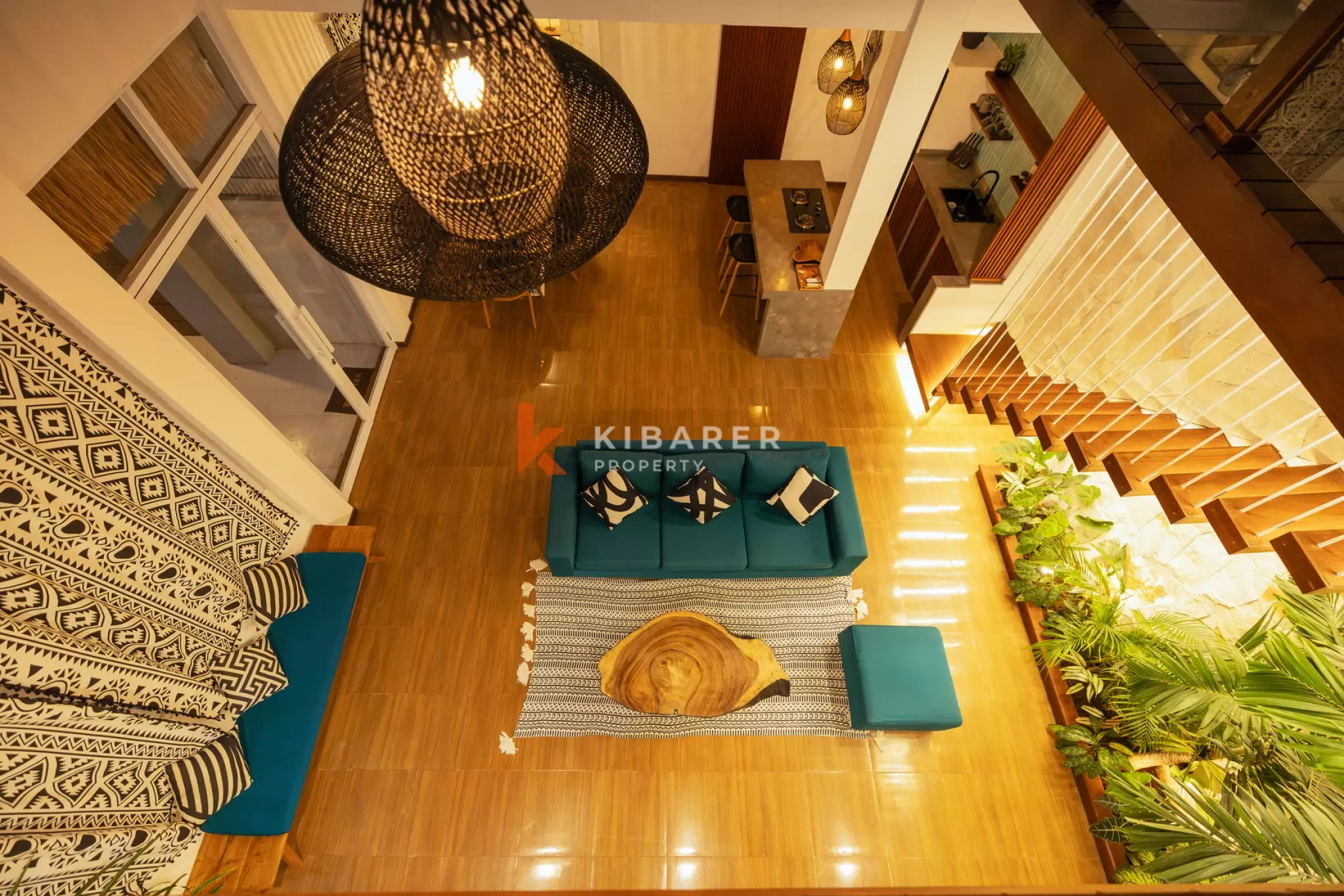 Charming Artistic Two Bedroom Villa Steps from Berawa Beach