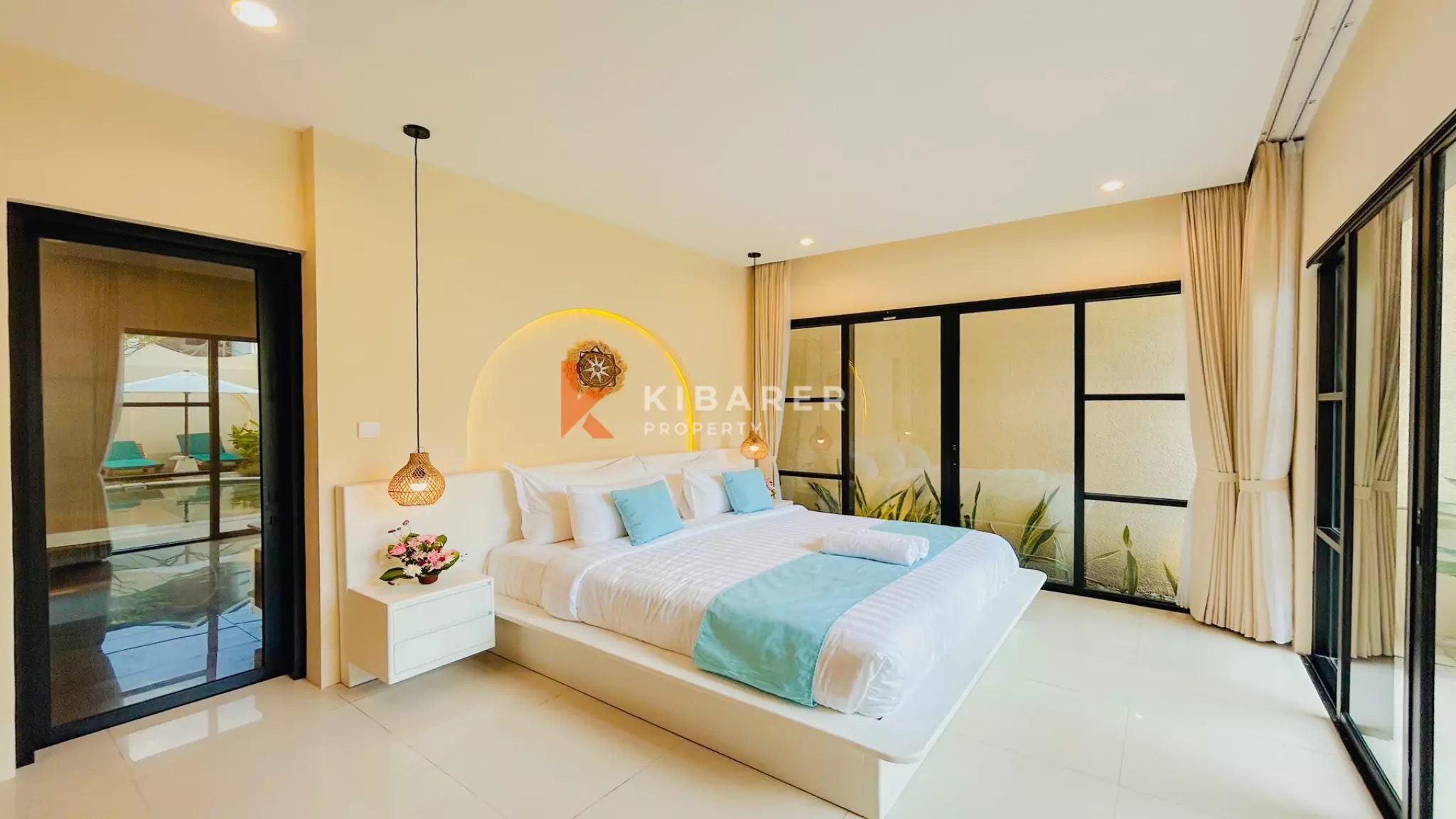 Elegant Tropical Contemporary Three-Bedroom Villa with Private Pool in Sanur