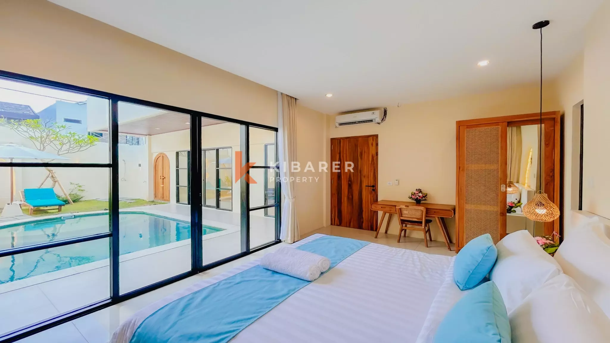 Elegant Tropical Contemporary Three-Bedroom Villa with Private Pool in Sanur