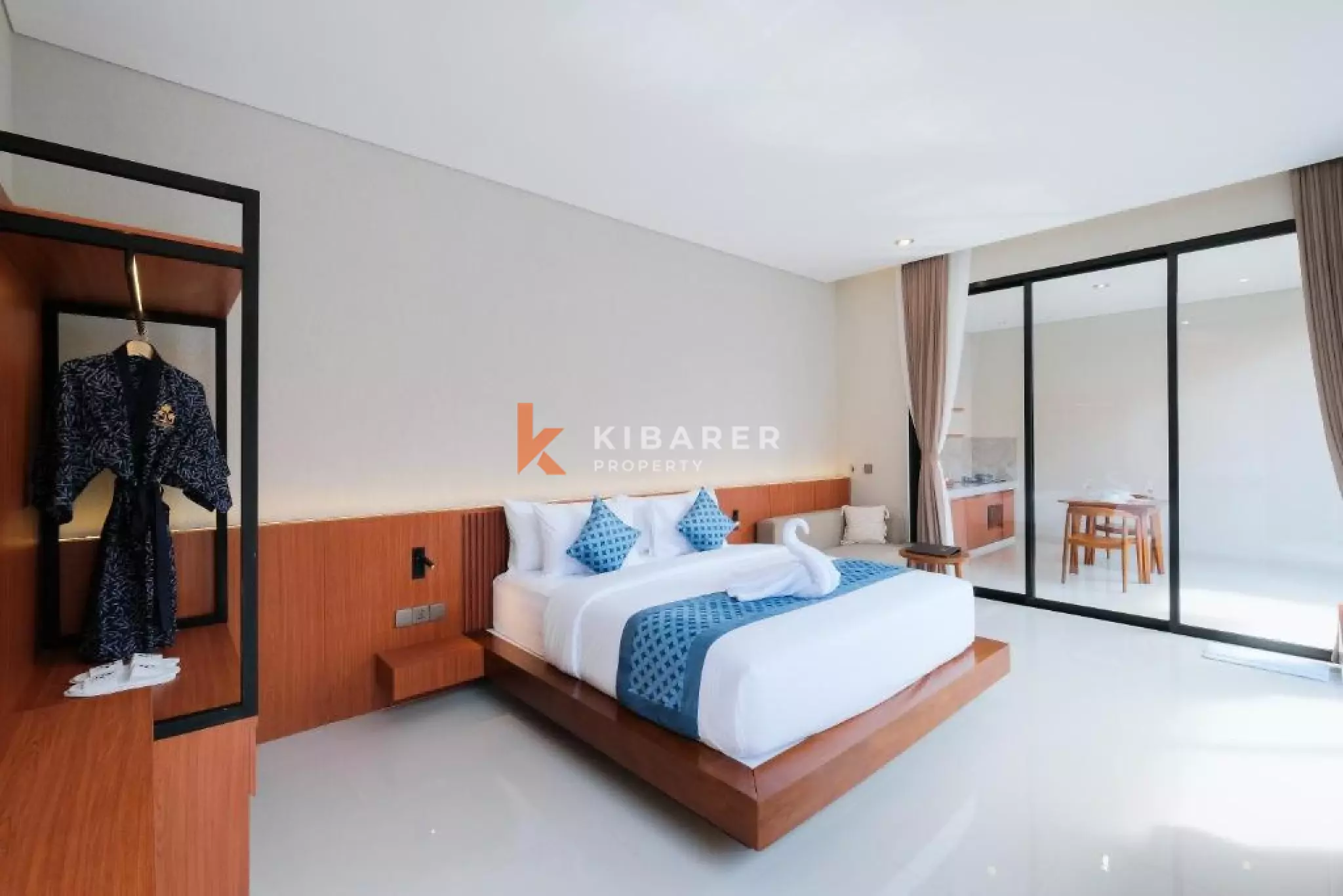 Cozy Beachside One Villa with Private Pool in Seseh