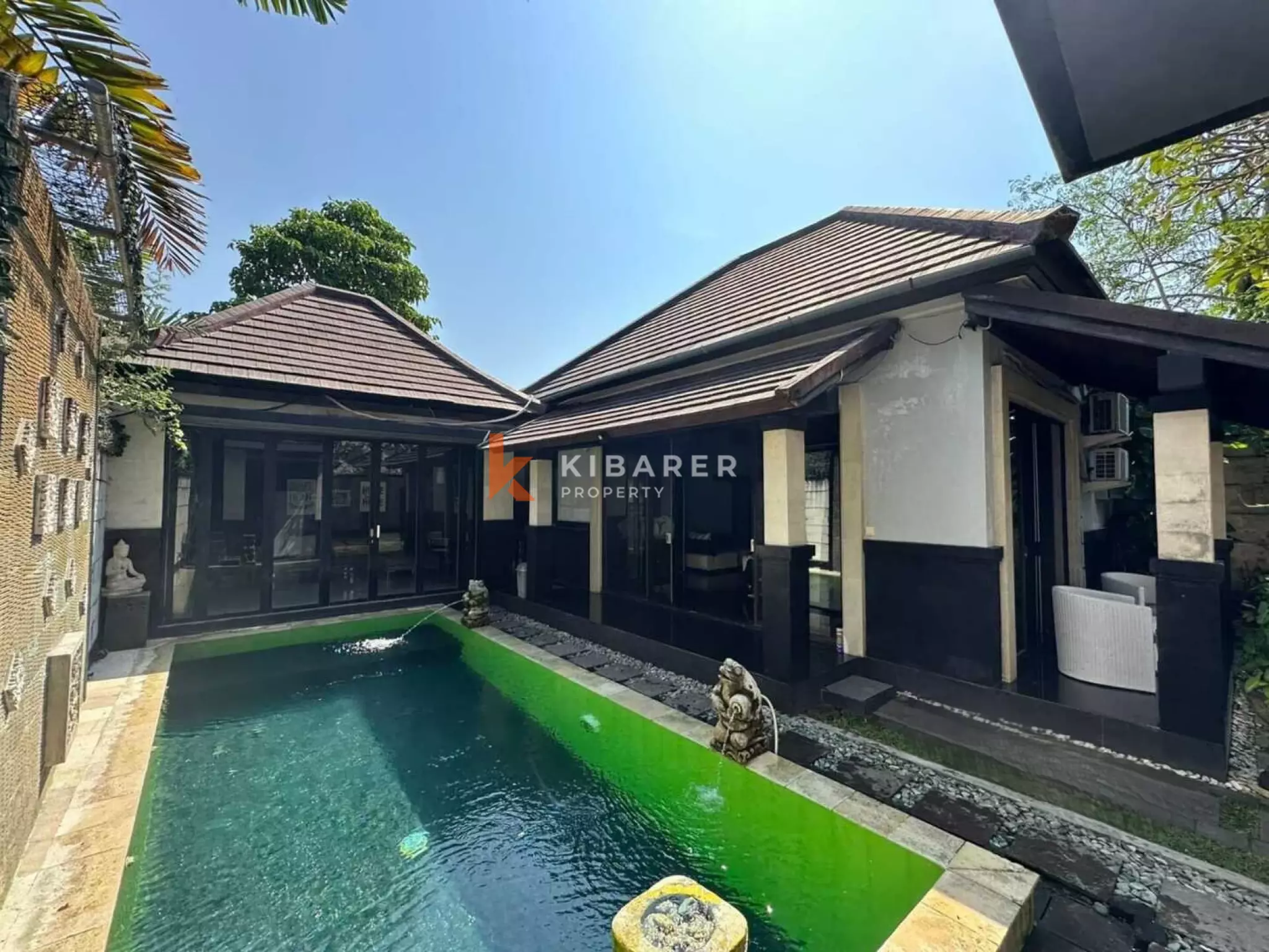 Cosy Two Bedroom Closed Living Villa Nichée à Jimbaran