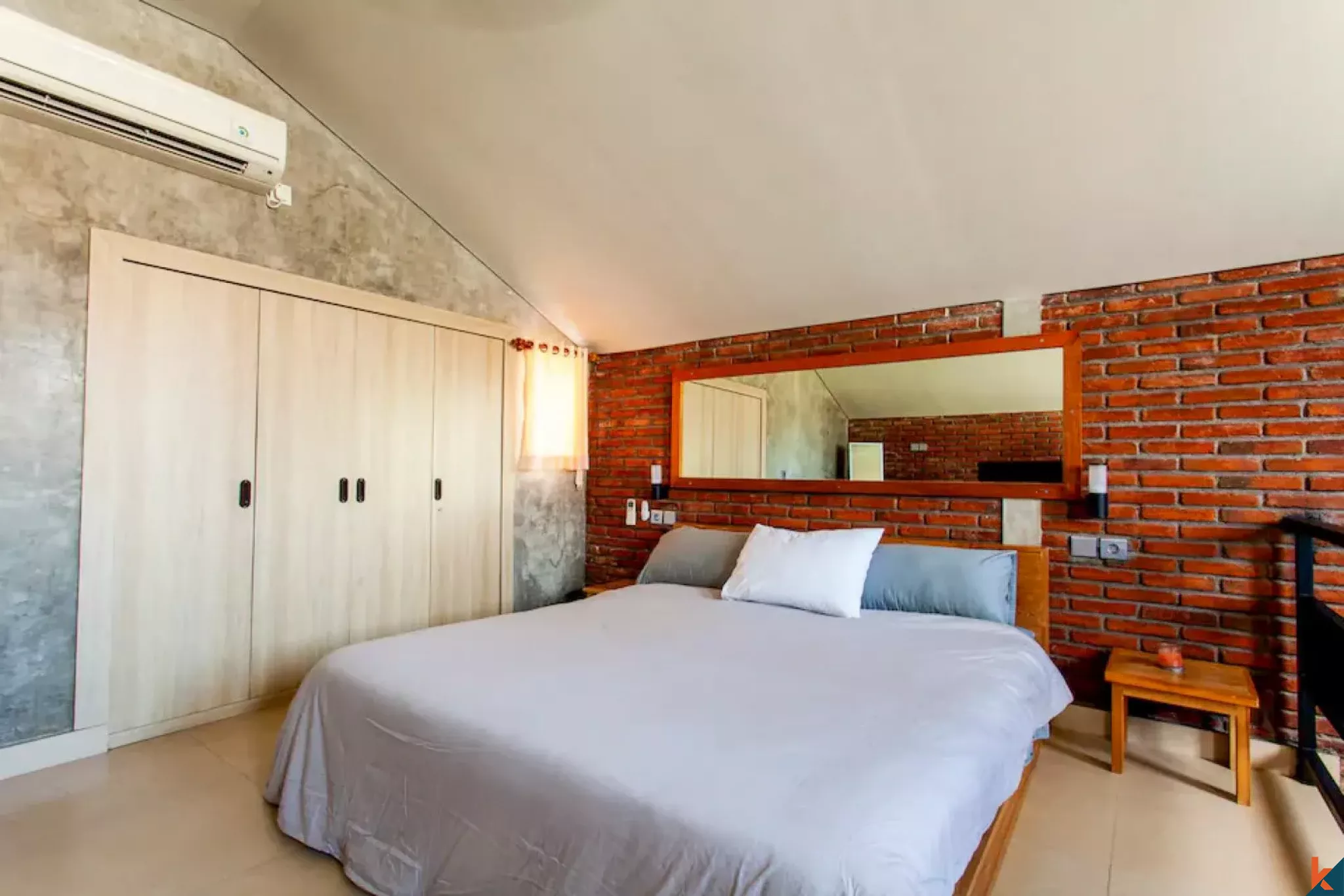 One Bedroom Loft Style Leasehold Property in Central Umalas - Bumbak