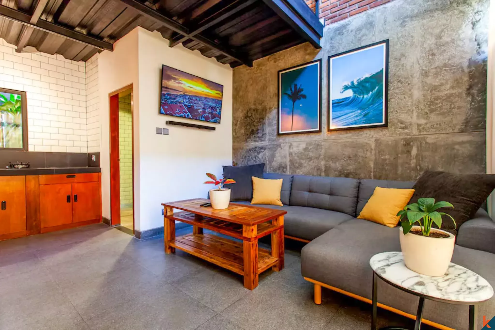 One Bedroom Loft Style Leasehold Property in Central Umalas - Bumbak