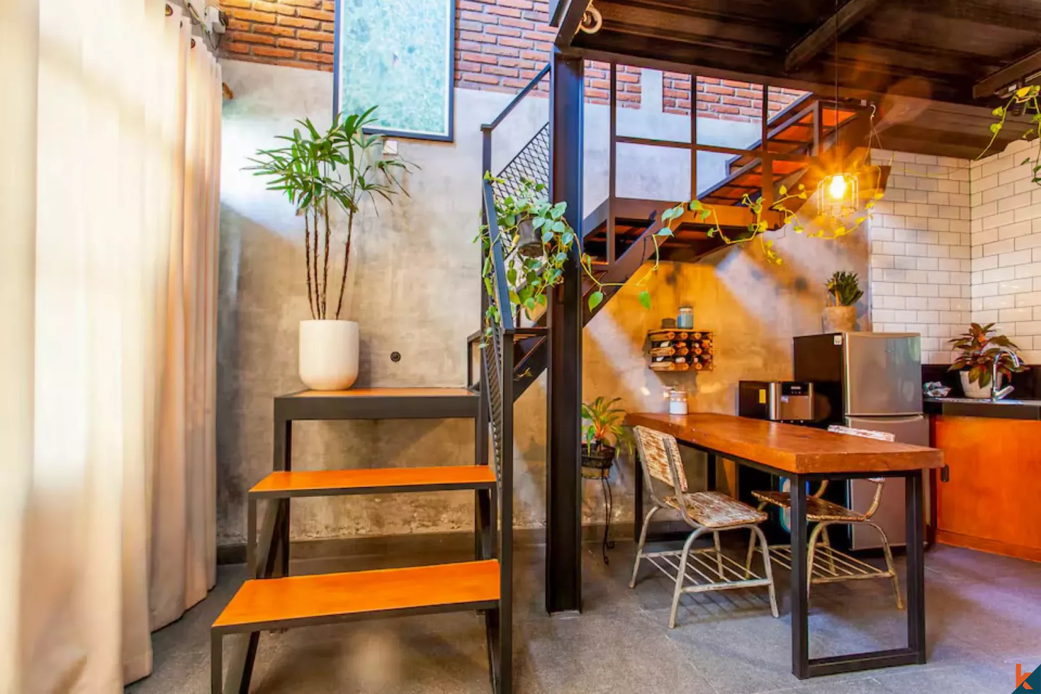 One Bedroom Loft Style Leasehold Property in Central Umalas - Bumbak