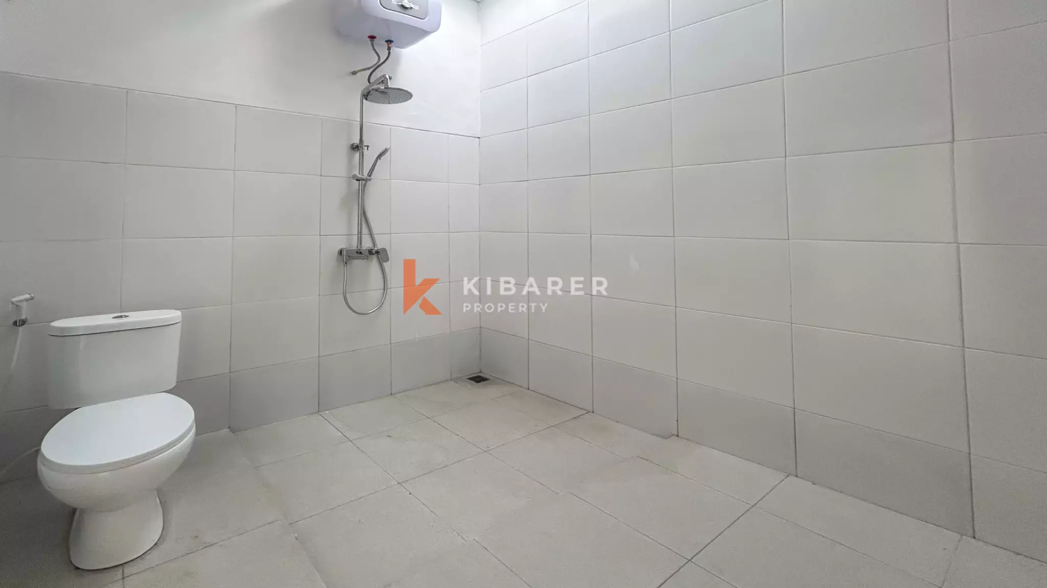 Modern Unfurnished Three-Bedroom Villa with Private Pool in Prime Pererenan Location