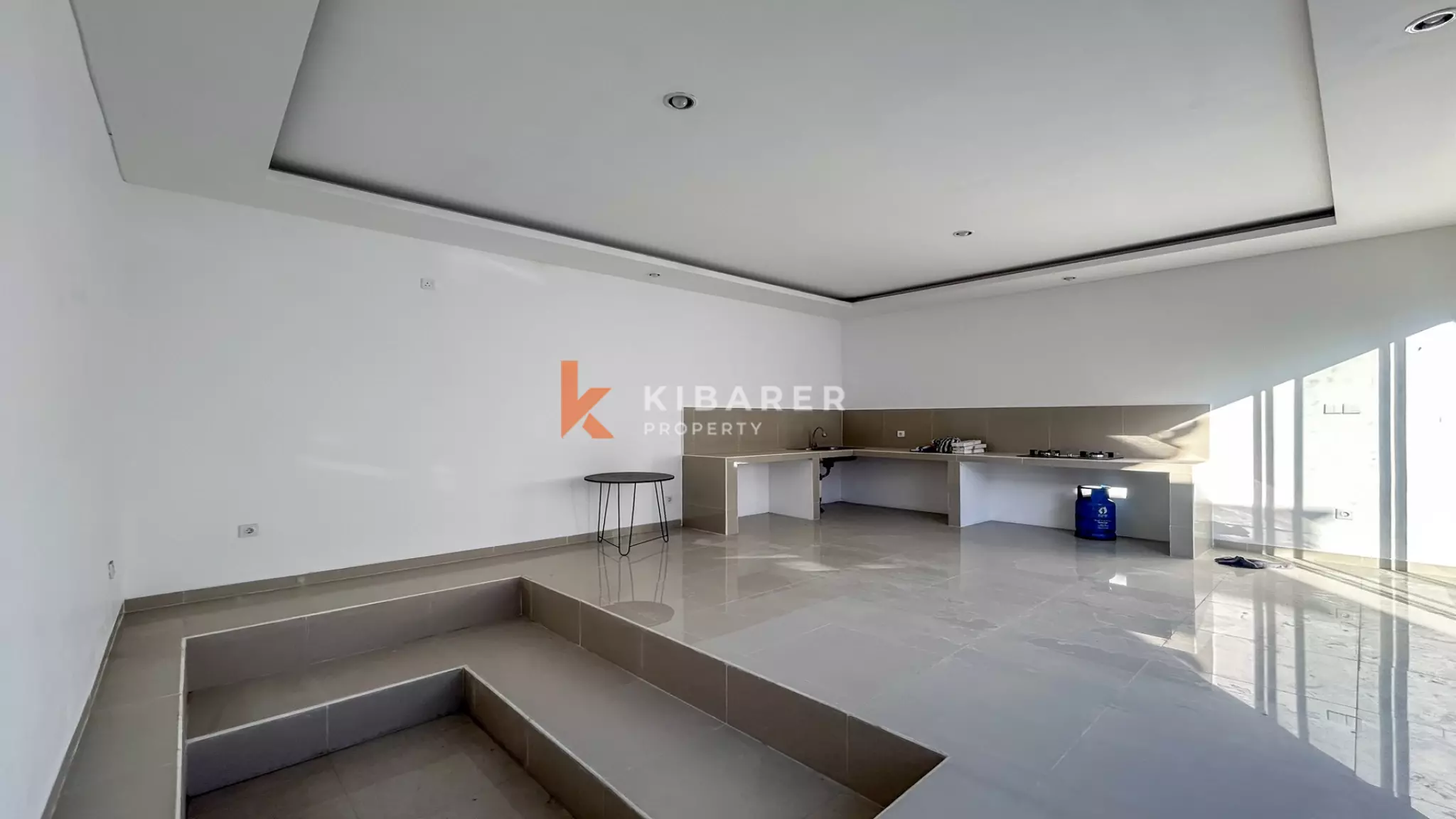 Modern Unfurnished Three-Bedroom Villa with Private Pool in Prime Pererenan Location