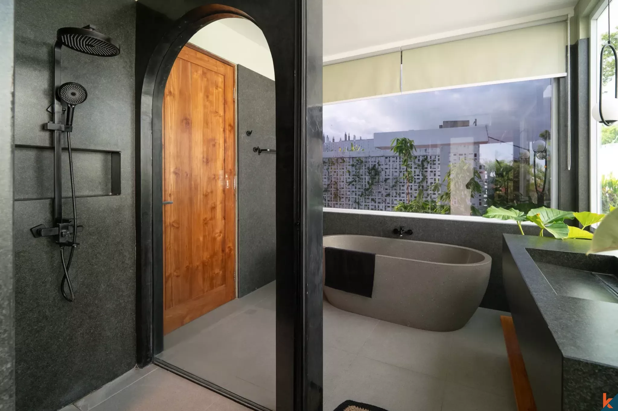Multilevel three bedroom villa with rooftop for lease in Tumbak