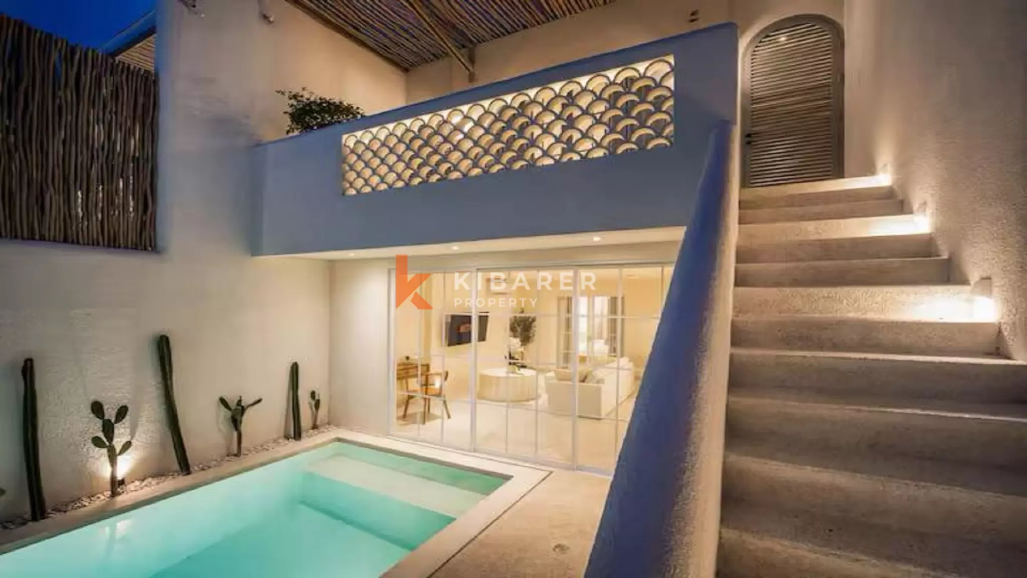 Spanish Style Two-Bedrooms Villa With Rooftop in Heart of Berawa