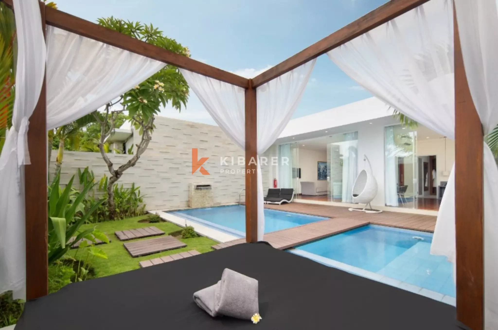 Villa Romantis Satu Kamar Tidur dengan Gazebo di Kerobokan