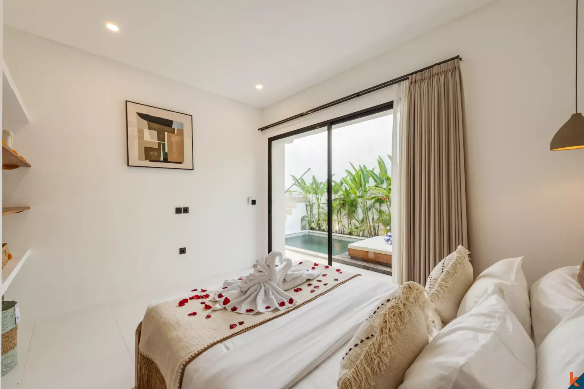 Vila Dua Kamar Tidur yang Menawan di Cemagi yang Tenang