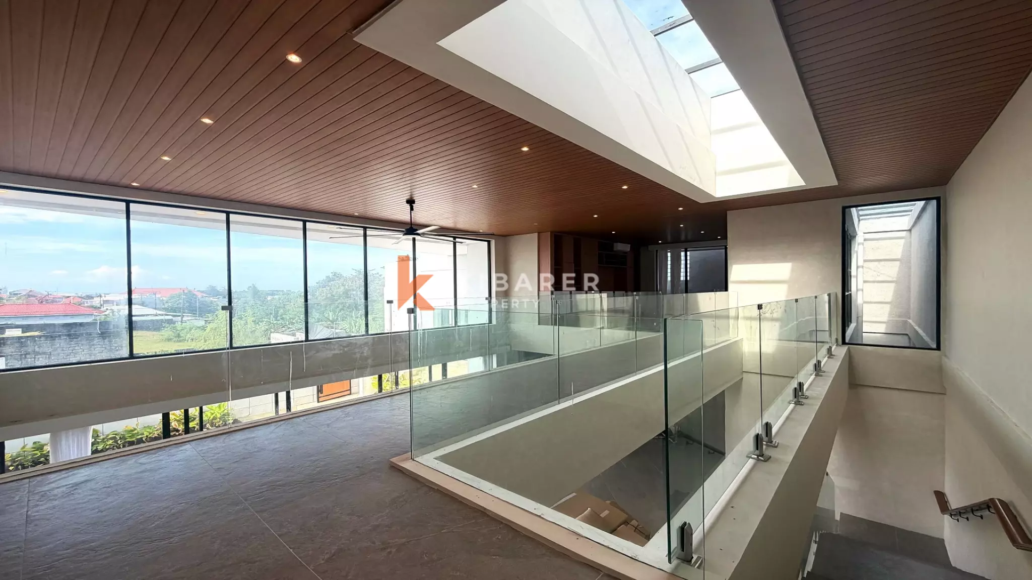 Vila Mewah Keluarga dengan Tiga Kamar Tidur dan Ruang Santai Ter sunken di Ungasan