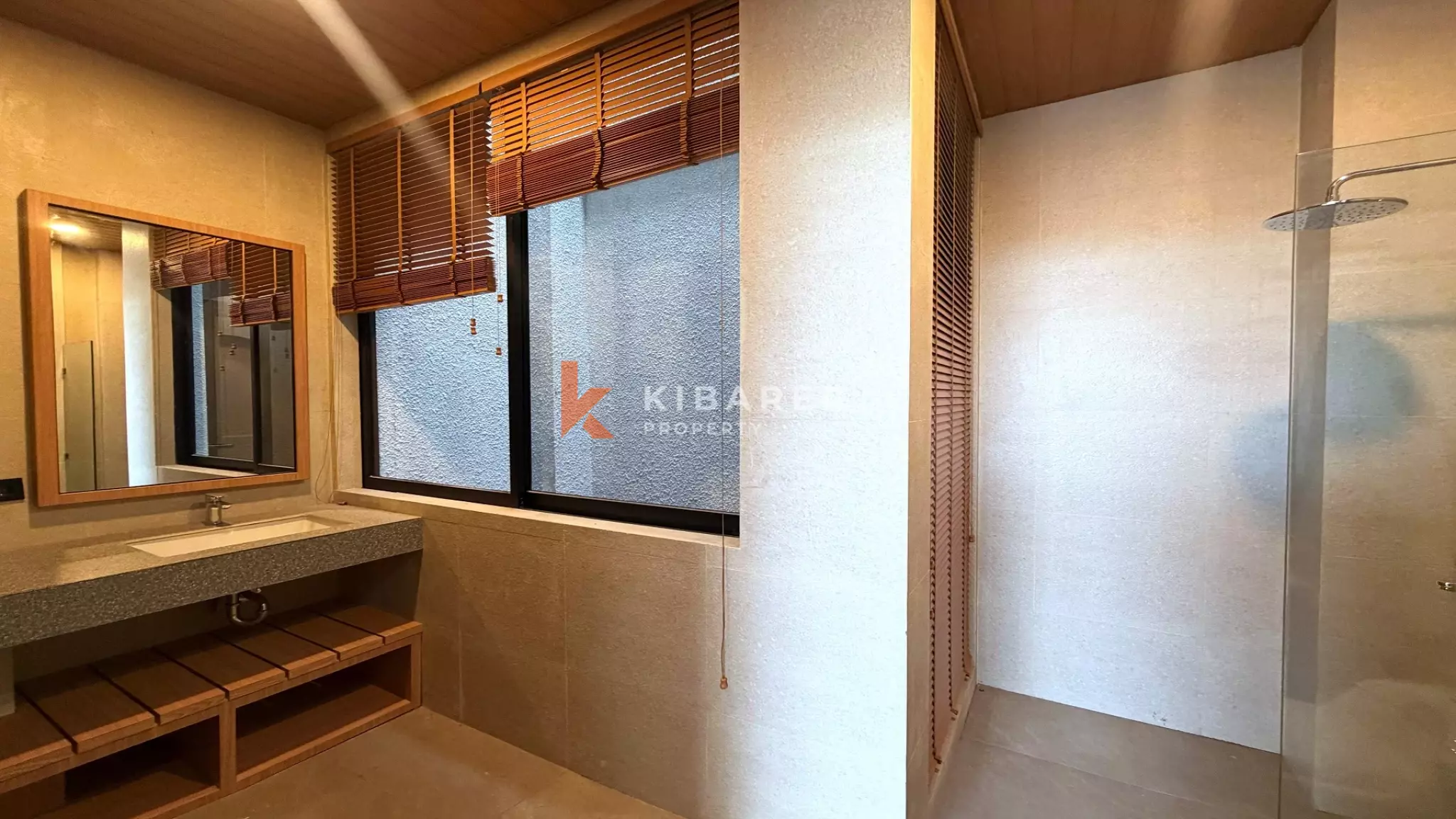 Vila Mewah Keluarga dengan Tiga Kamar Tidur dan Ruang Santai Ter sunken di Ungasan