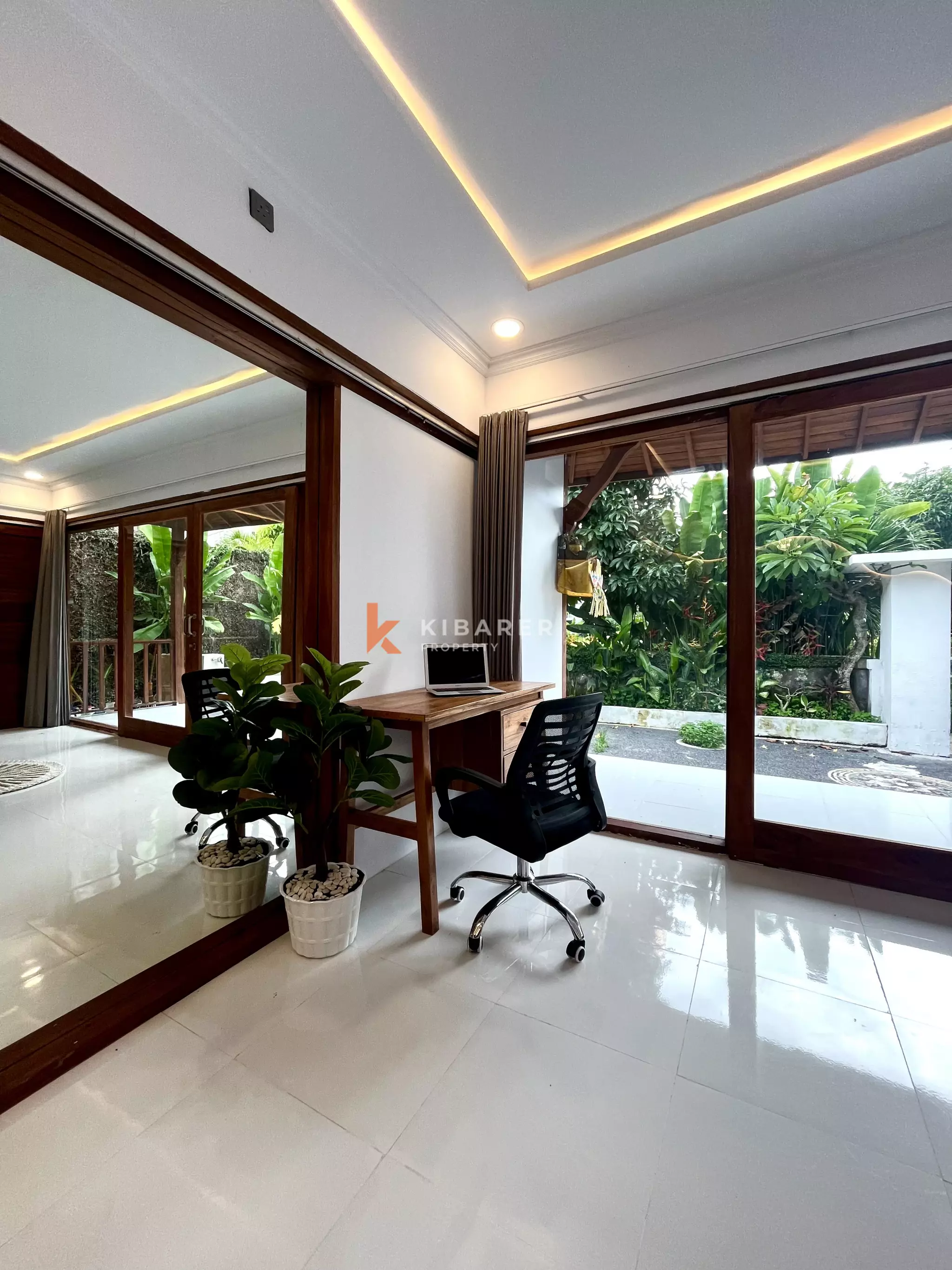 Cozy Escape One Bedroom Villa with Plunge Pool in Nyanyi