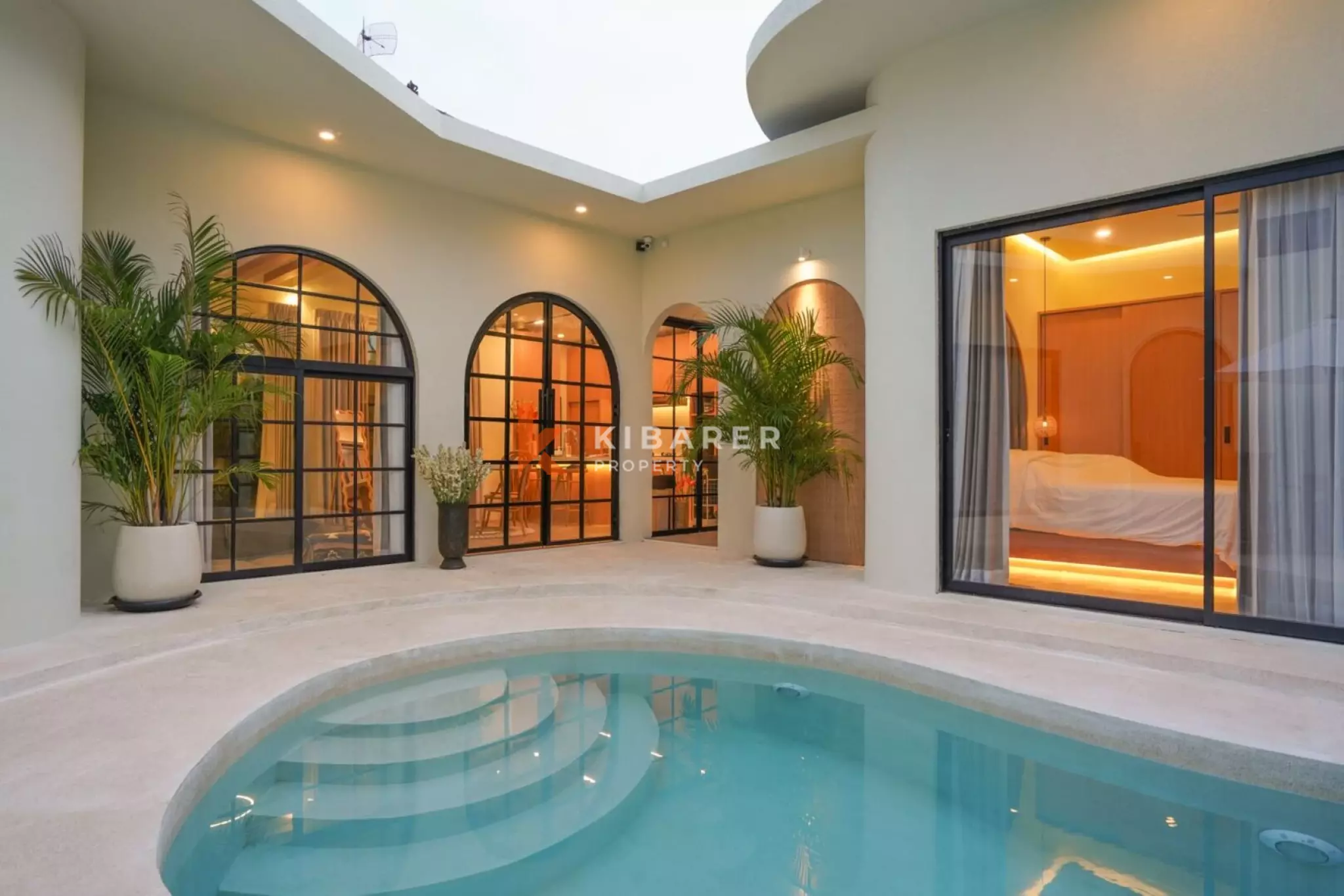 Oasis Modern yang Segar - Vila Dua Kamar Tidur di Berawa