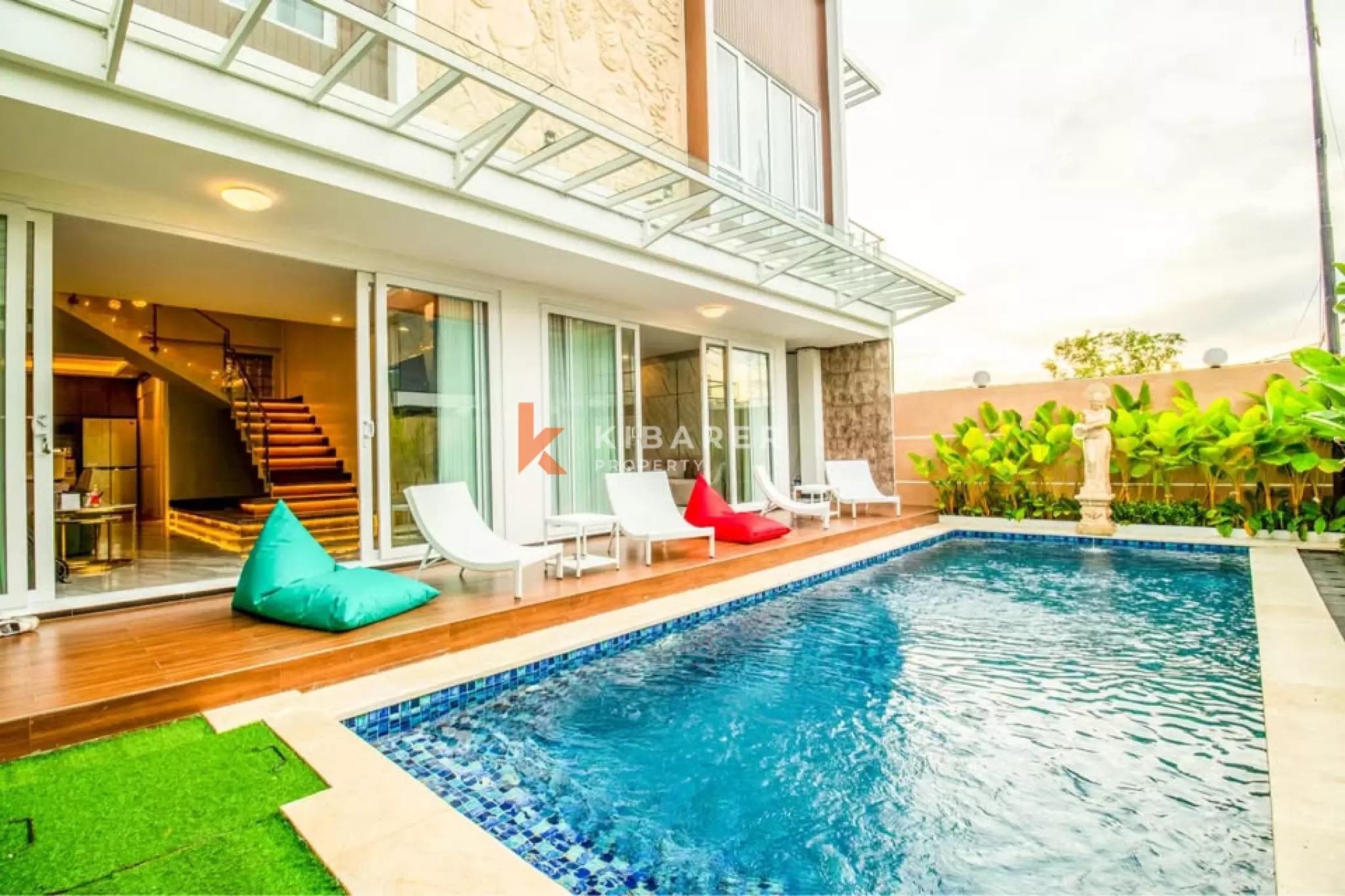 Entertainment Villa with Six Bedrooms and Karaoke Room in Kutuh South Bali