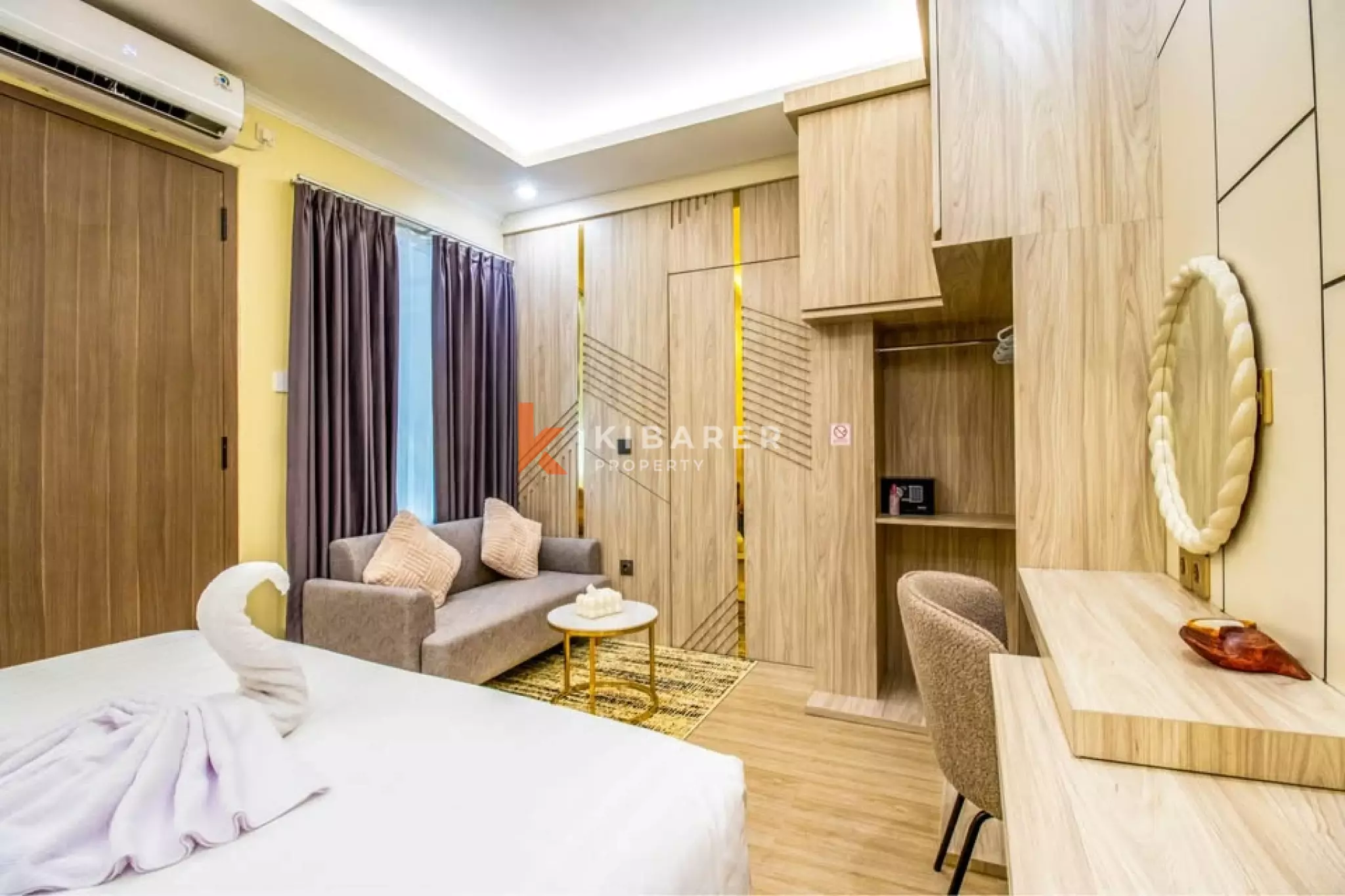 Entertainment Villa with Six Bedrooms and Karaoke Room in Kutuh South Bali