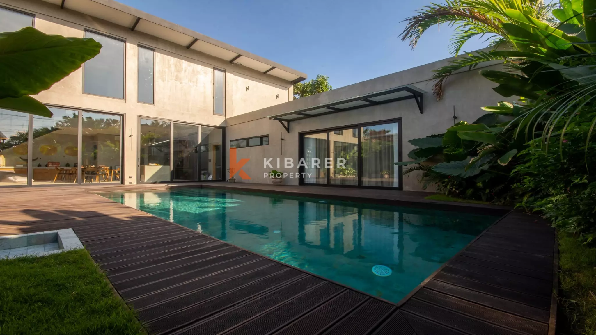 Moderna Four-Bedrooms Villa with Pool and Garden in Berawa