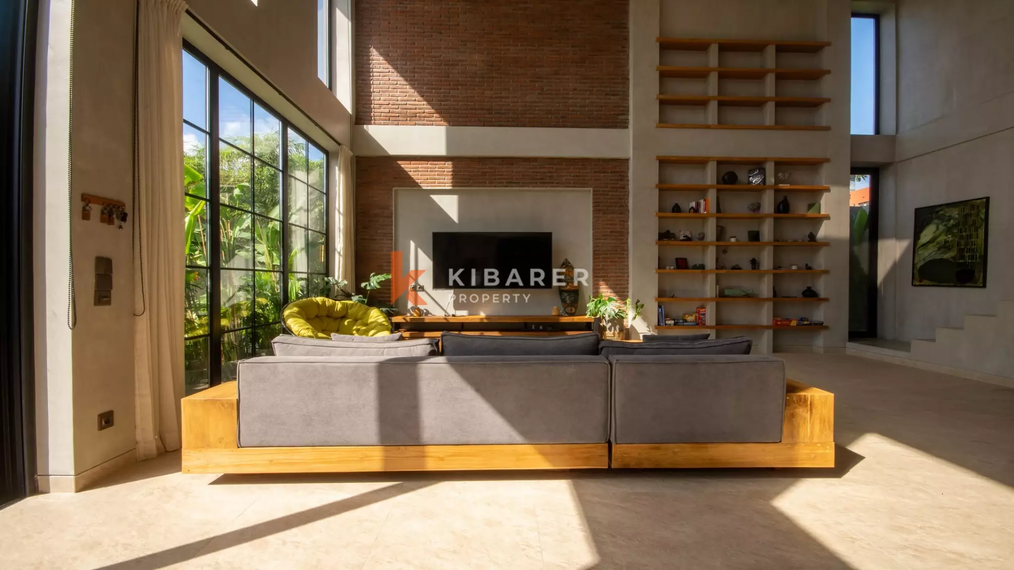 Moderna Four-Bedrooms Villa with Pool and Garden in Berawa