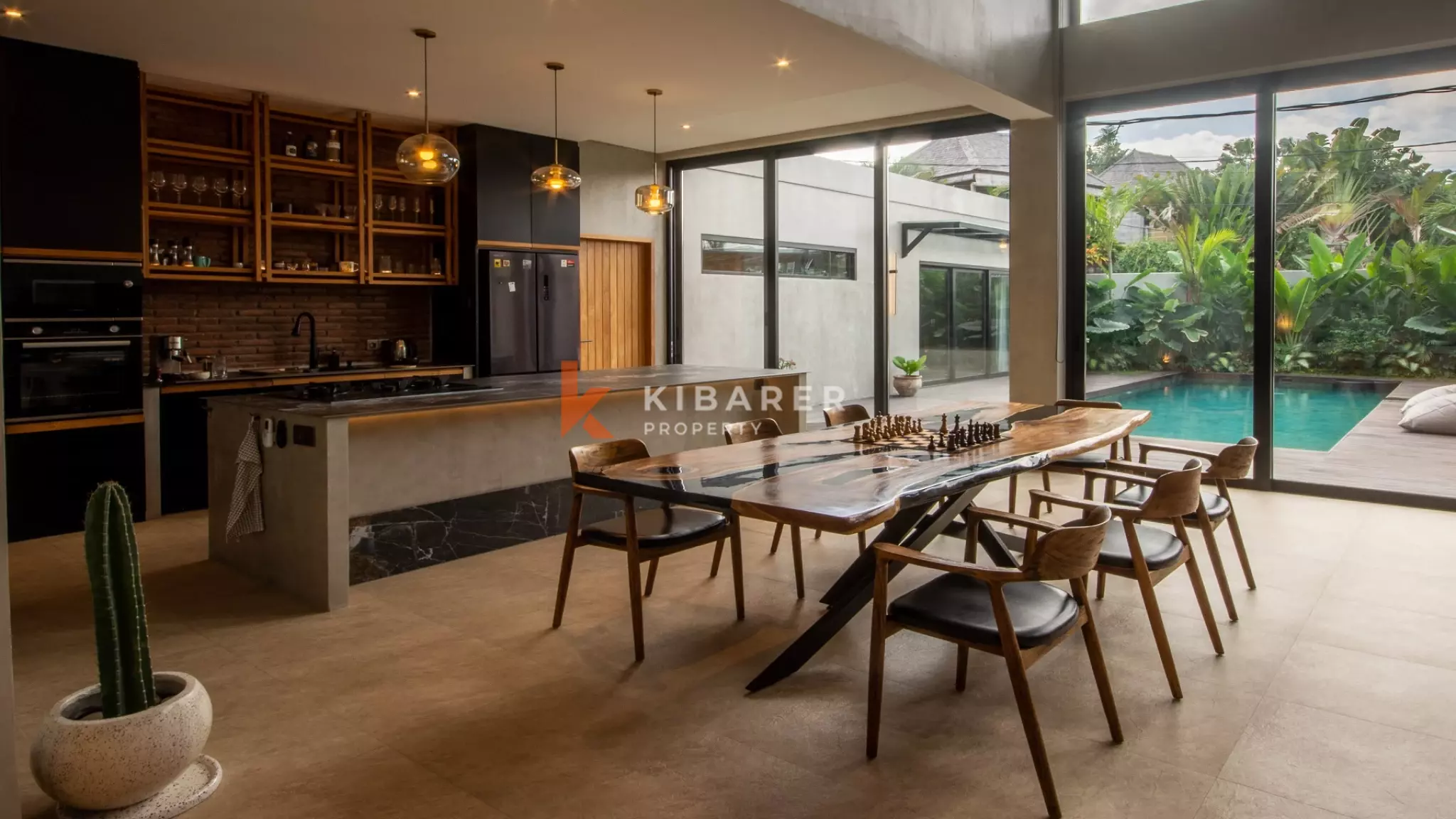 Moderna Four-Bedrooms Villa with Pool and Garden in Berawa