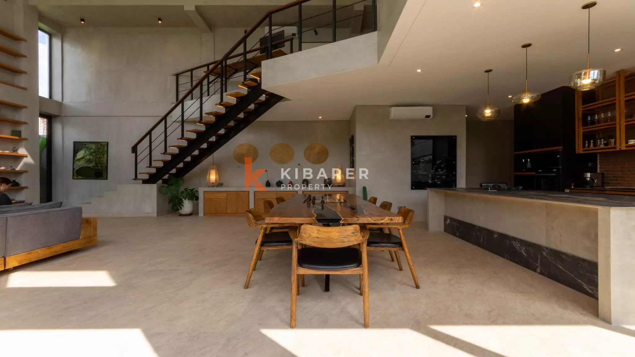 Moderna Four-Bedrooms Villa with Pool and Garden in Berawa