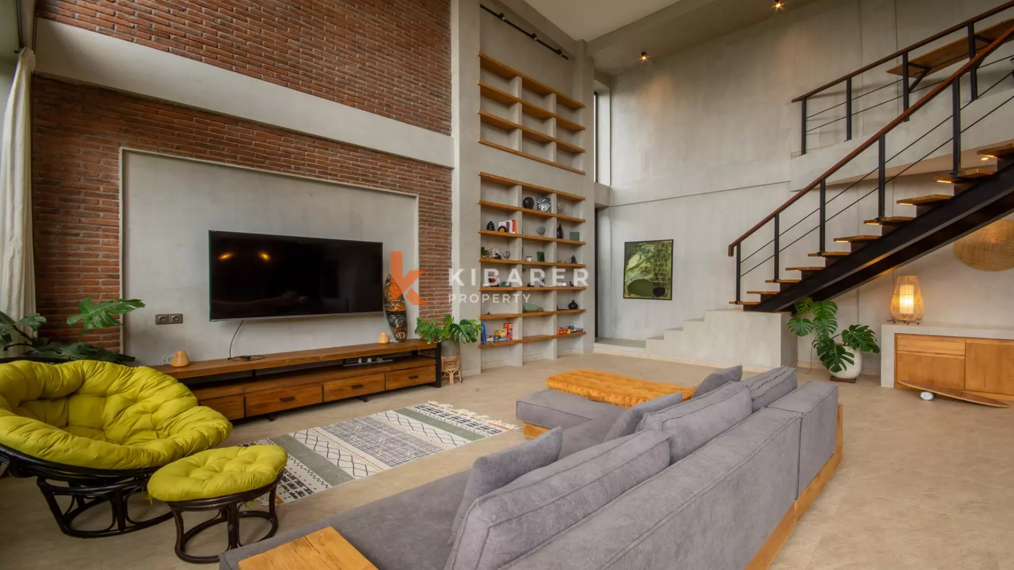 Moderna Four-Bedrooms Villa with Pool and Garden in Berawa