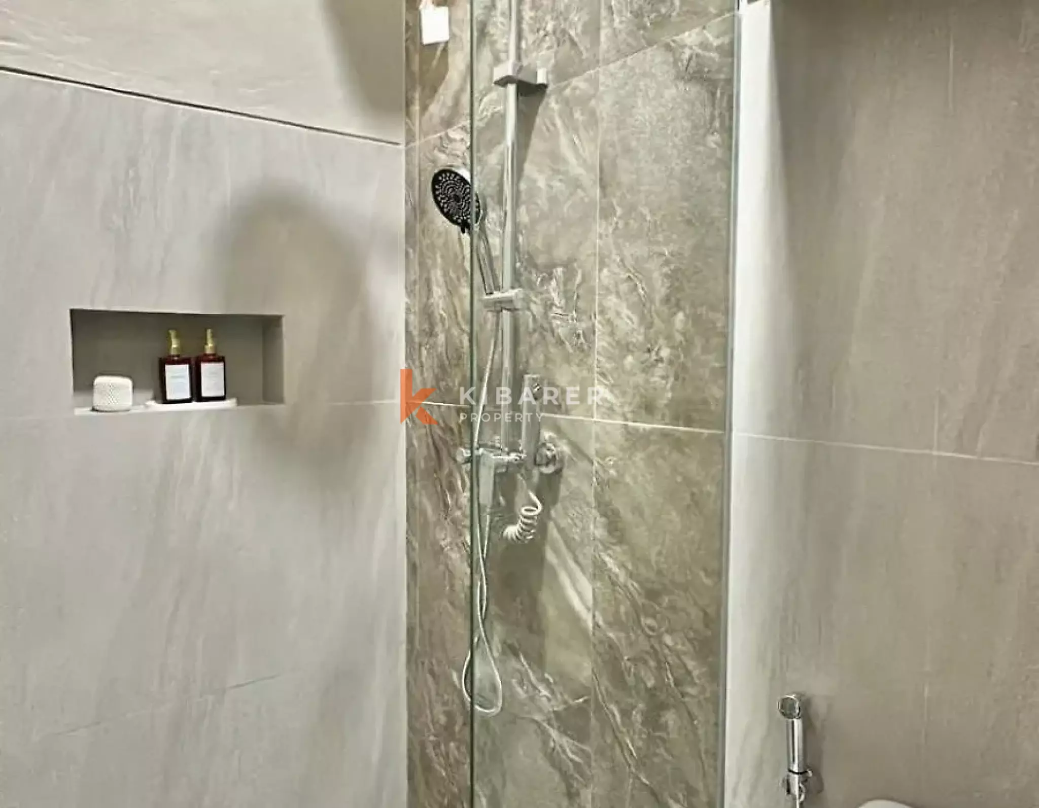 Cozy Modern Two Bedroom Villa Close to Melasti Beach