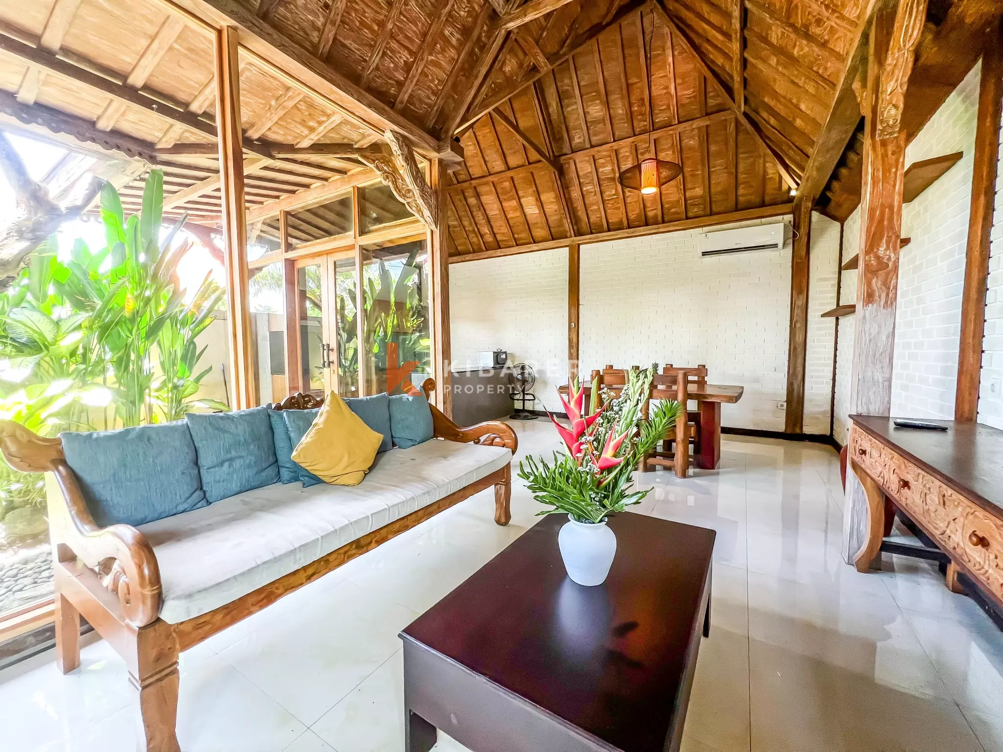 Two Bedroom Joglo Villa with Modern Comfort in a Peaceful Setting Yeh Gangga