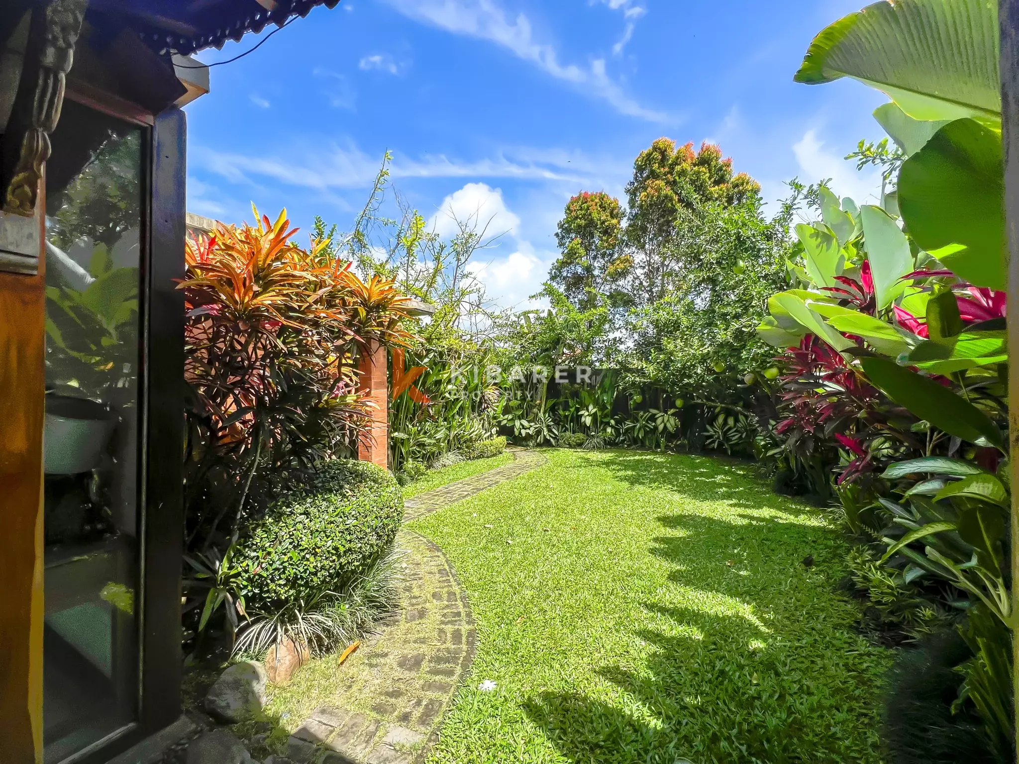 Two Bedroom Joglo Villa with Modern Comfort in a Peaceful Setting Yeh Gangga