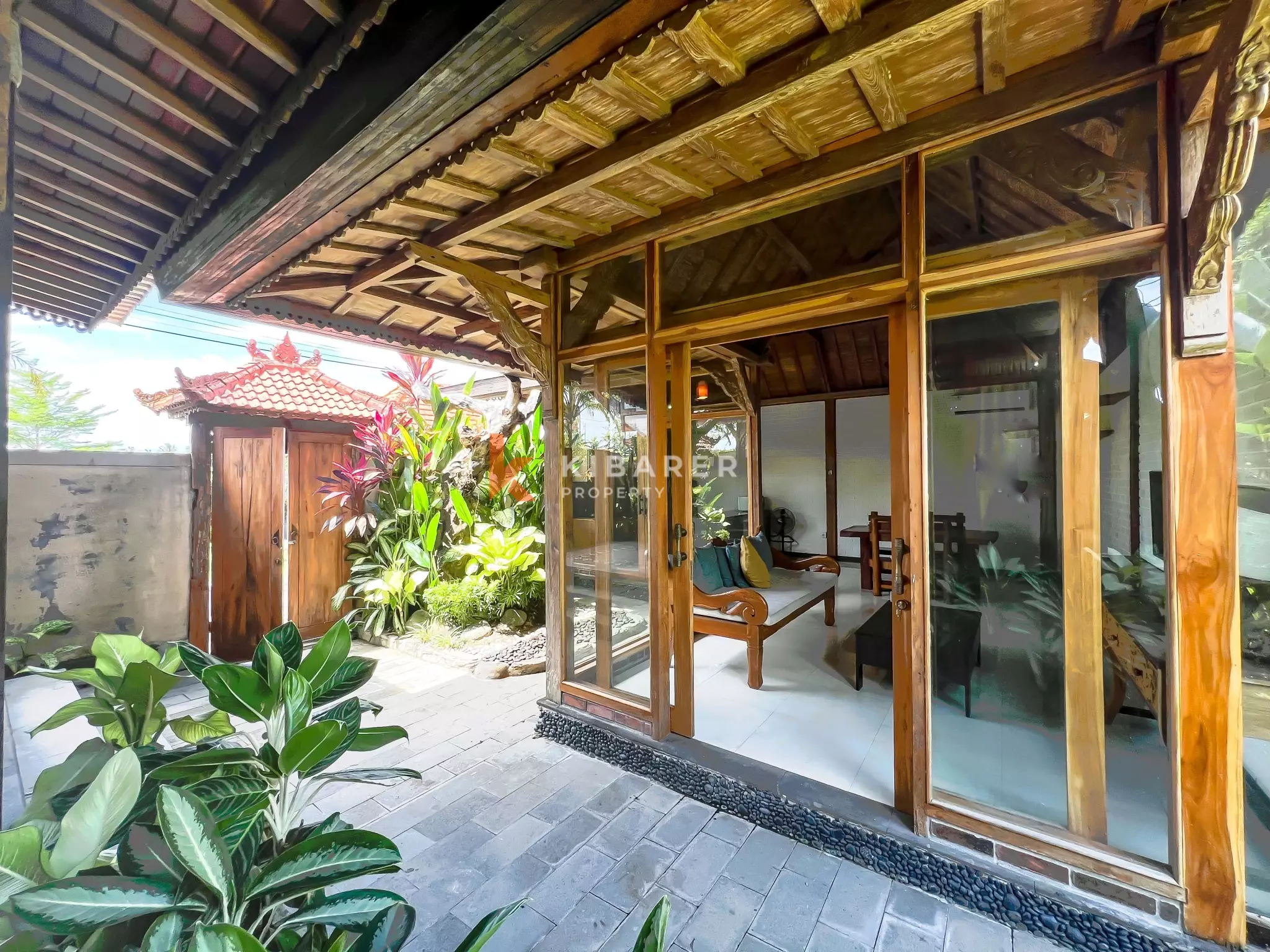 Two Bedroom Joglo Villa with Modern Comfort in a Peaceful Setting Yeh Gangga