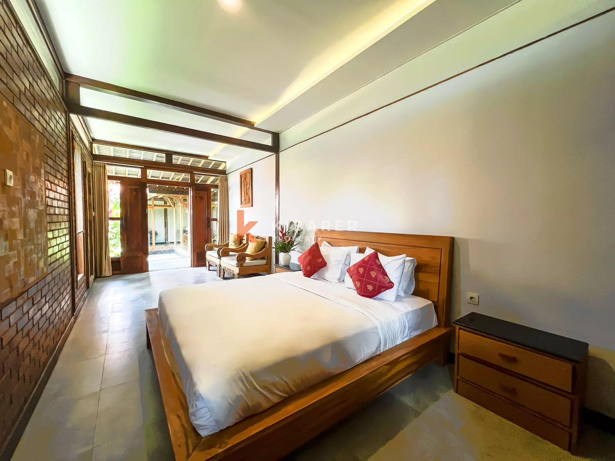 Two Bedroom Joglo Villa with Modern Comfort in a Peaceful Setting Yeh Gangga