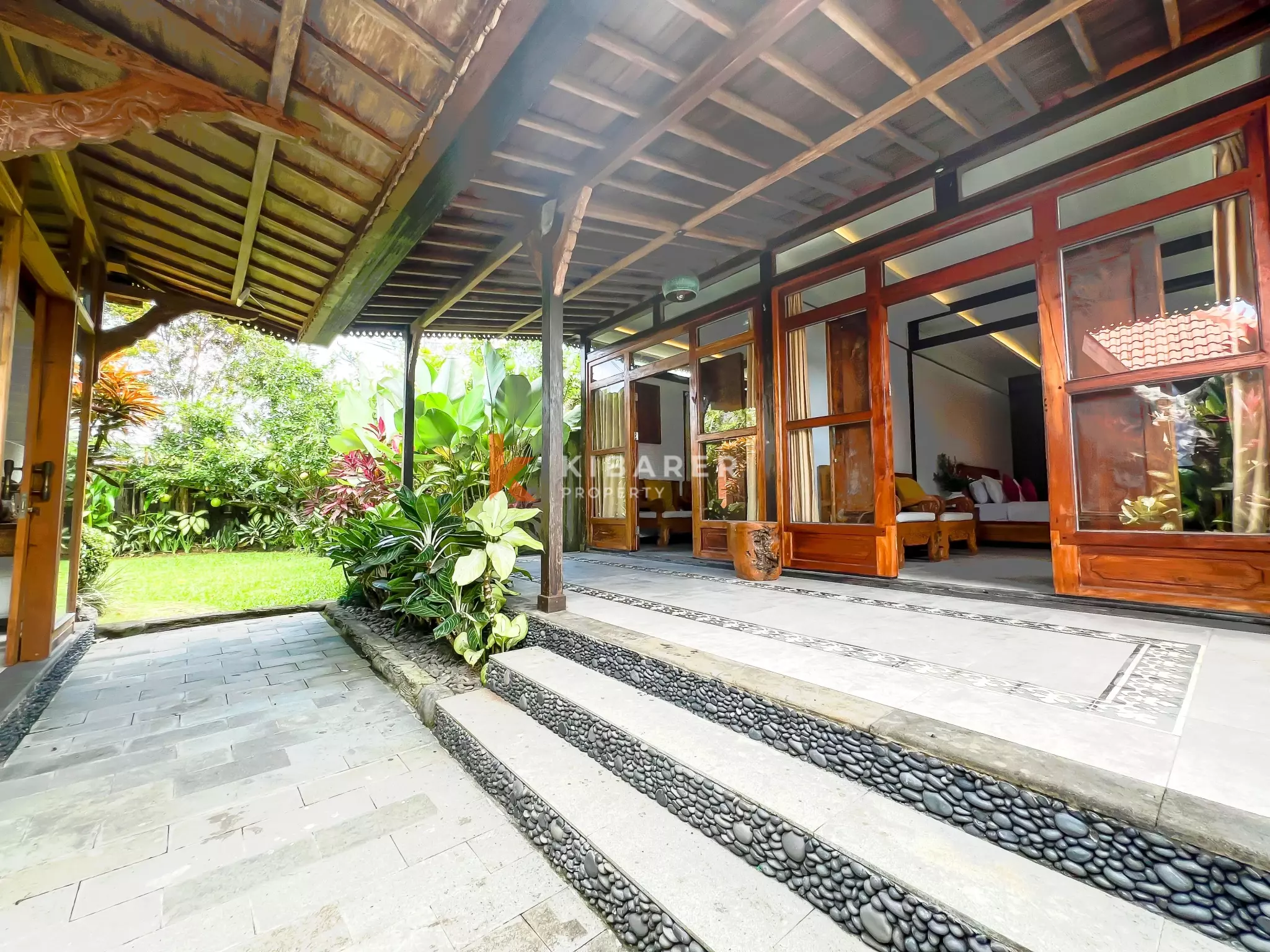 Two Bedroom Joglo Villa with Modern Comfort in a Peaceful Setting Yeh Gangga