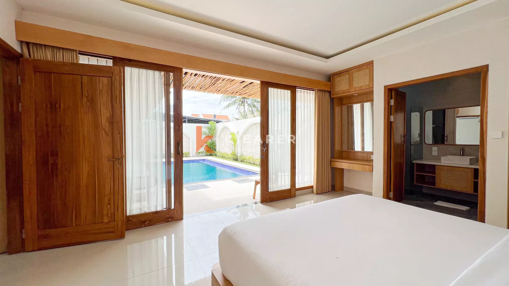 Charming Three Bedroom Villa Mediterranean style with Pool Near Kedungu
