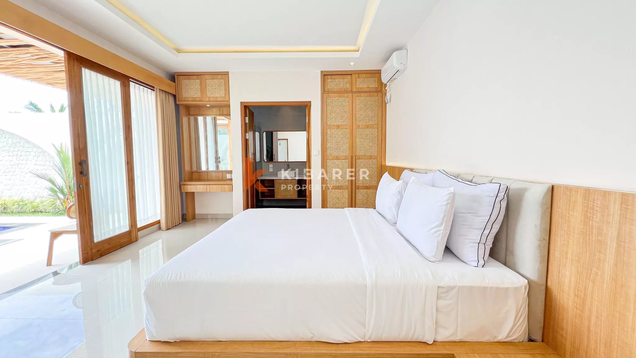 Charming Three Bedroom Villa Mediterranean style with Pool Near Kedungu