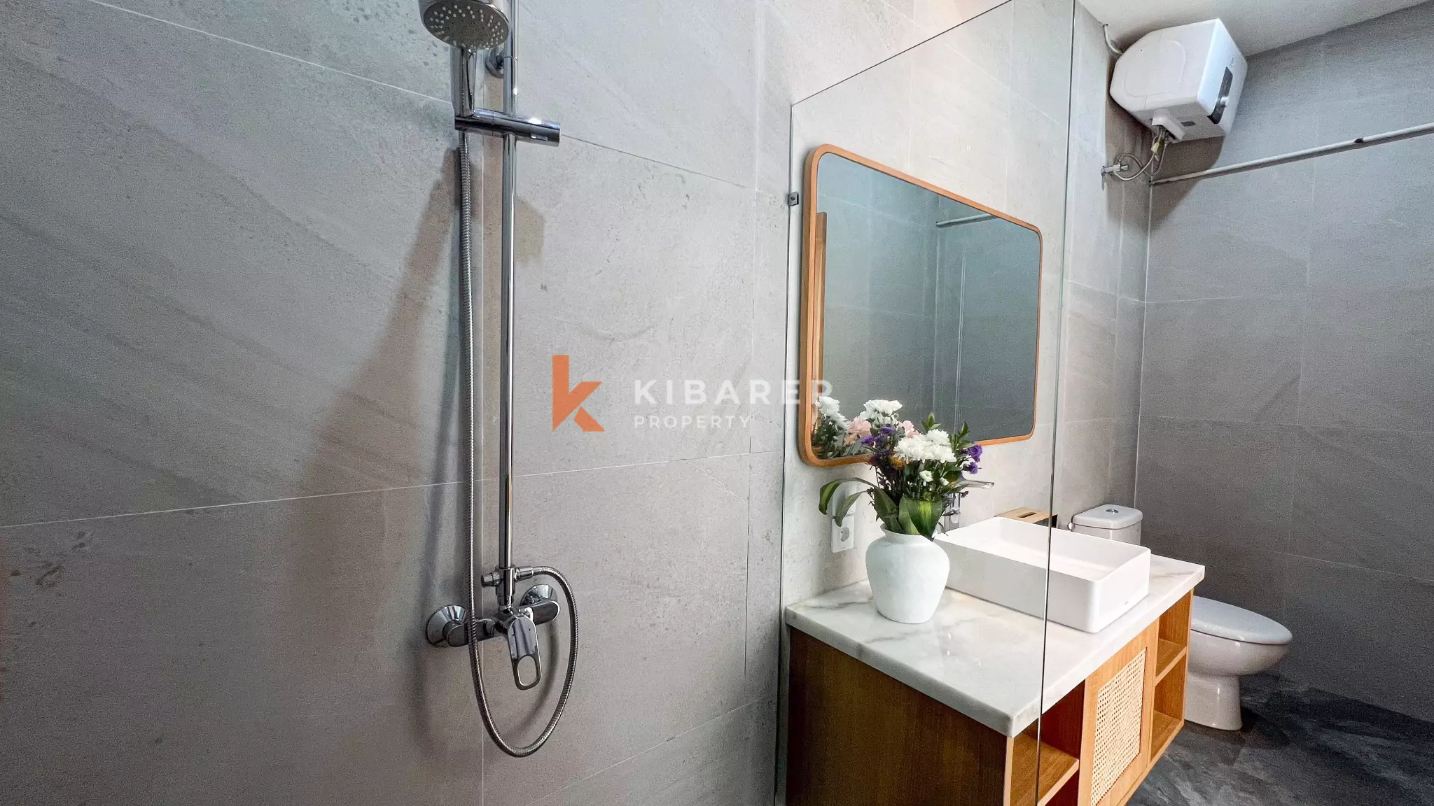 Charming Three Bedroom Villa Mediterranean style with Pool Near Kedungu