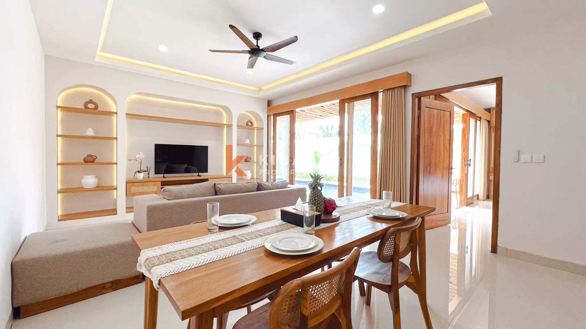 Charming Three Bedroom Villa Mediterranean style with Pool Near Kedungu