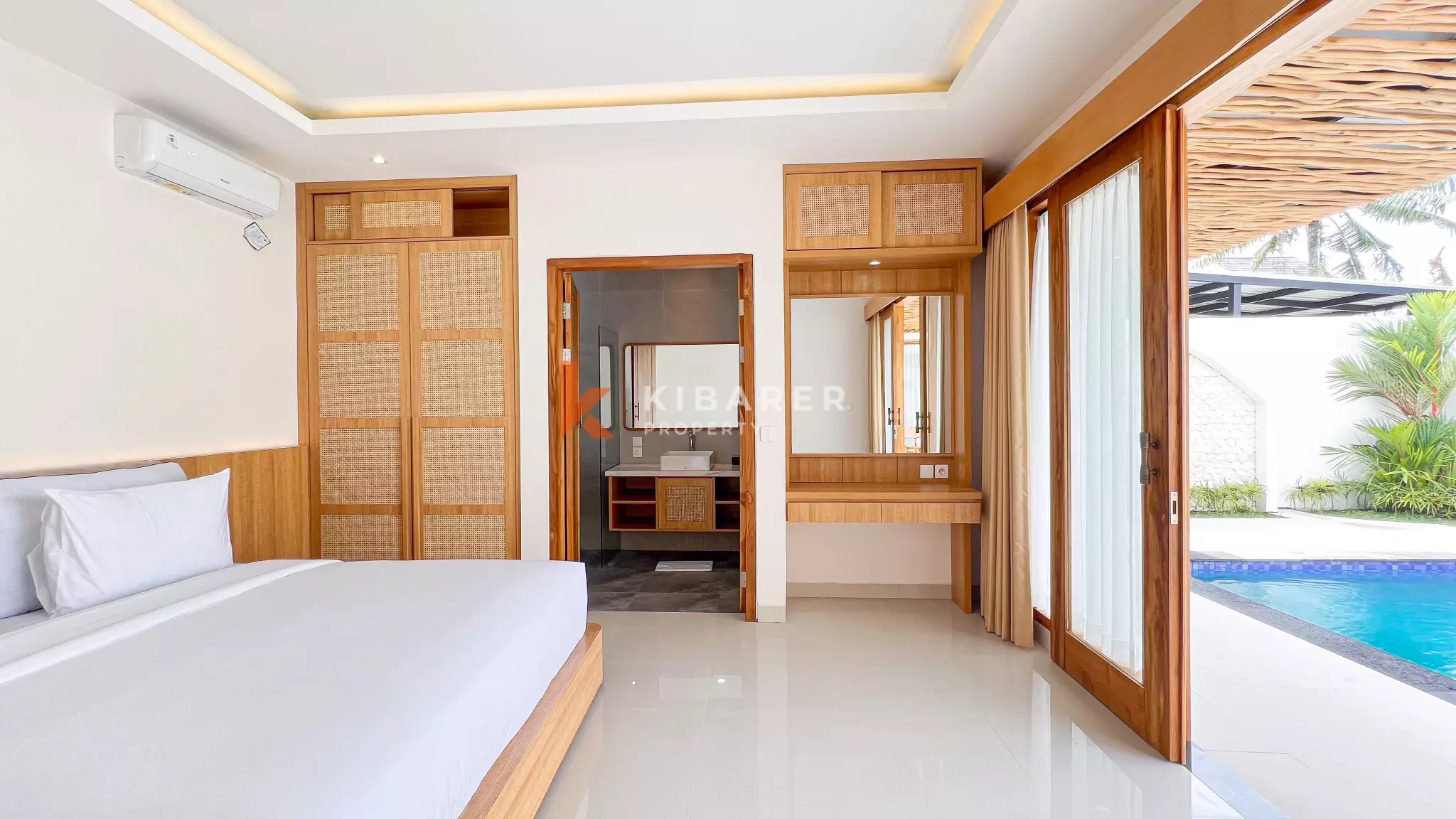 Charming Three Bedroom Villa Mediterranean style with Pool Near Kedungu