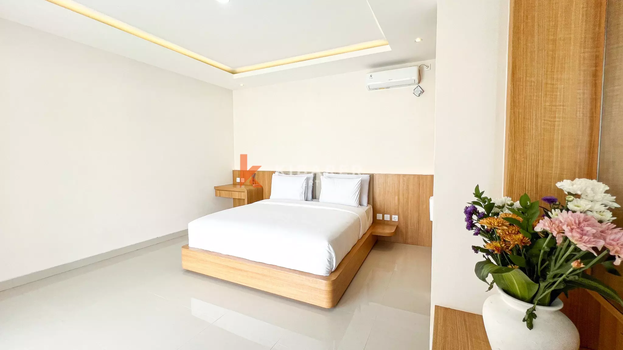 Charming Three Bedroom Villa Mediterranean style with Pool Near Kedungu