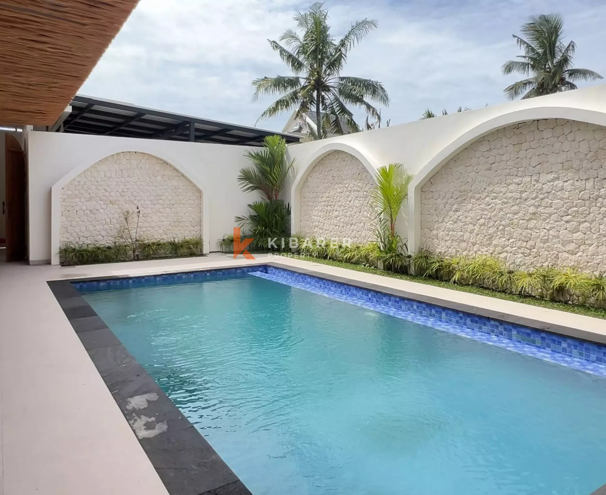 Charming Three Bedroom Villa Mediterranean style with Pool Near Kedungu