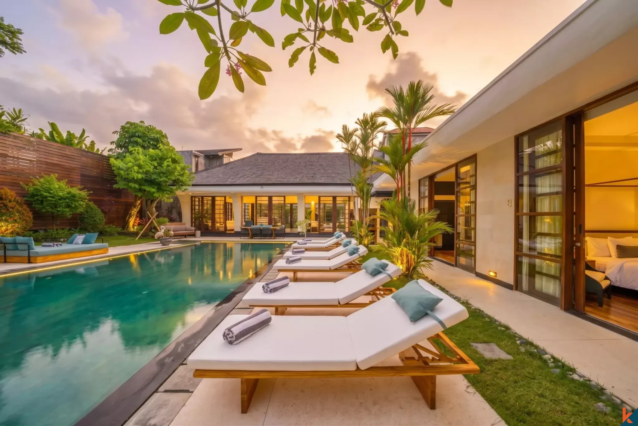 Properti mewah dengan enam kamar tidur sewa di Umalas