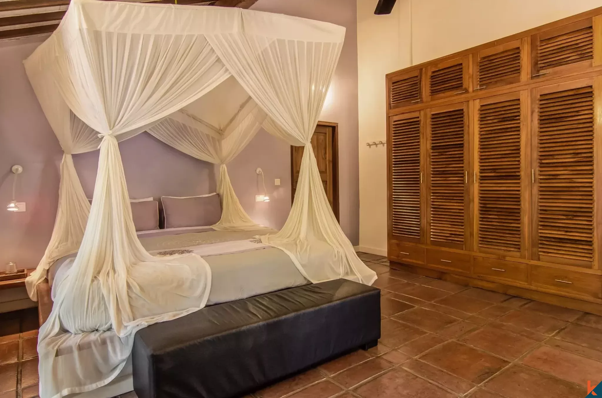 Traditional Style Five Bedroom Estate for lease in Drupadi