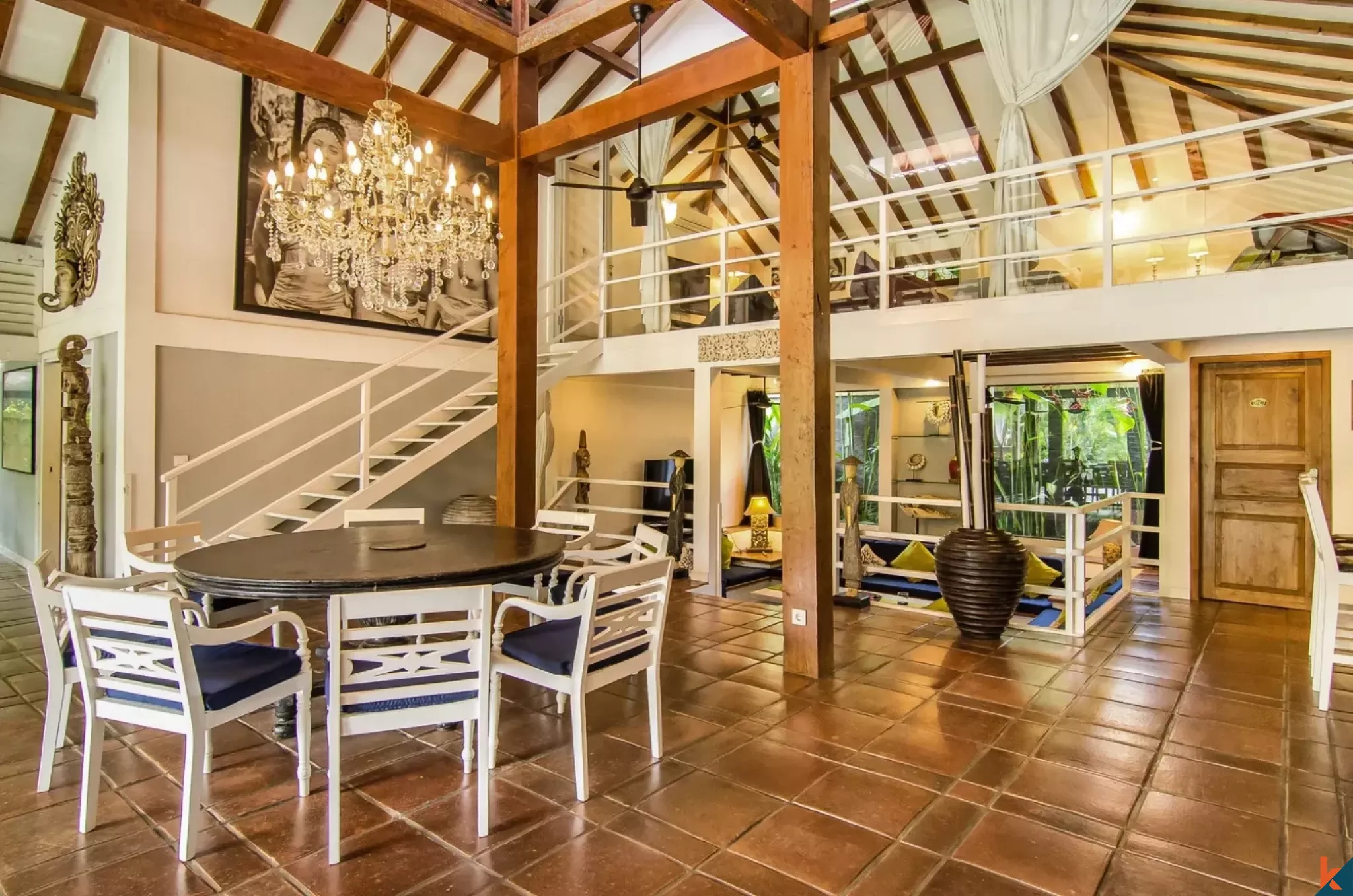 Traditional Style Five Bedroom Estate for lease in Drupadi