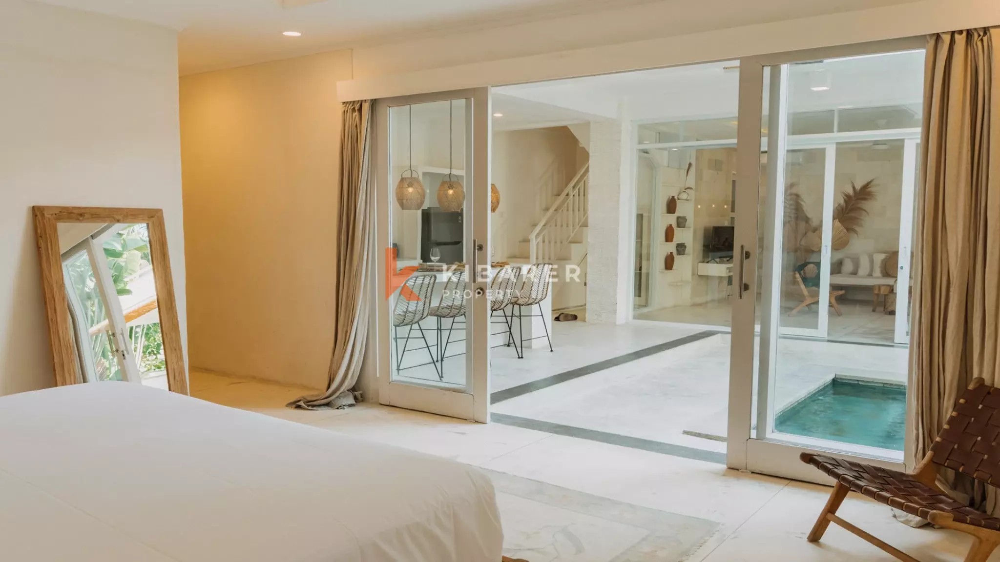 Vila Cantik Tiga Kamar Tidur terletak di daerah Canggu ( akan tersedia pada 2 April 2022 )