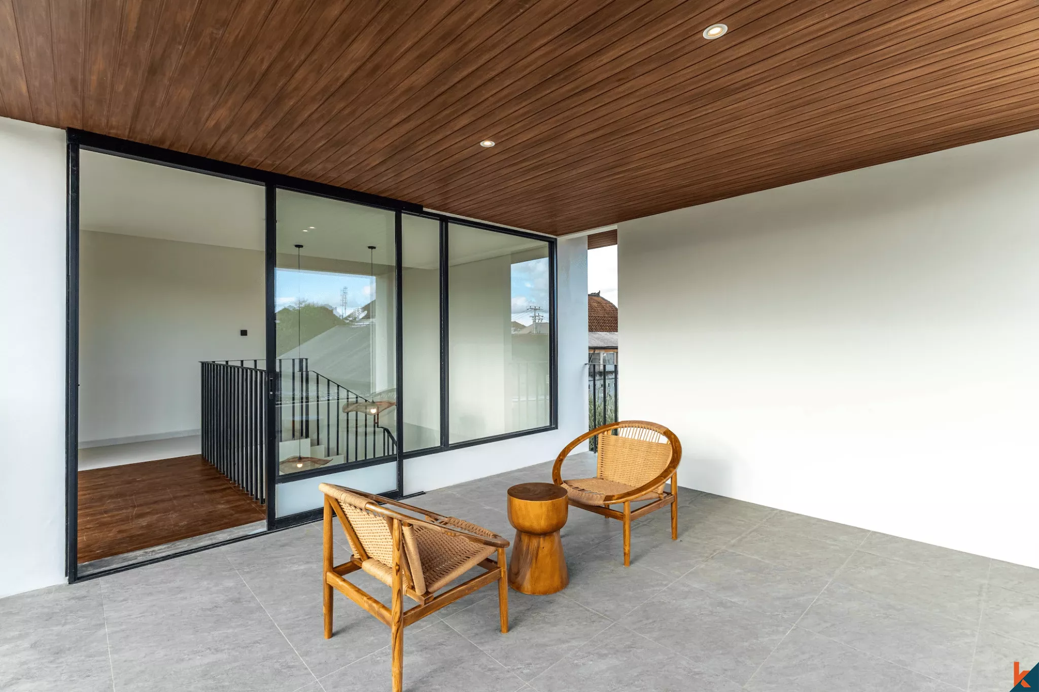 Villa tropicale moderne de 3 chambres avec piscine privée à Kerobokan