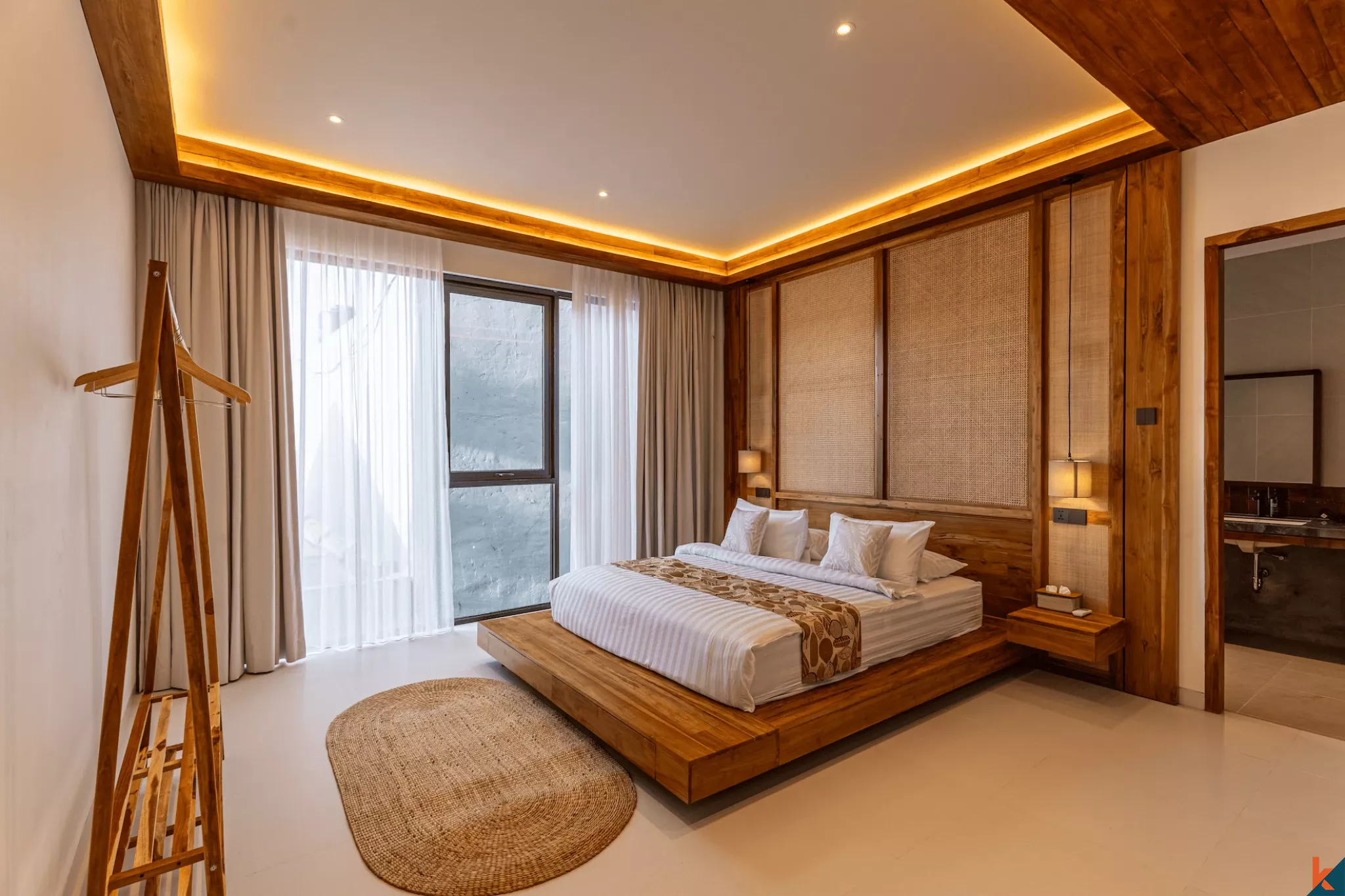 Villa tropicale moderne de 3 chambres avec piscine privée à Kerobokan