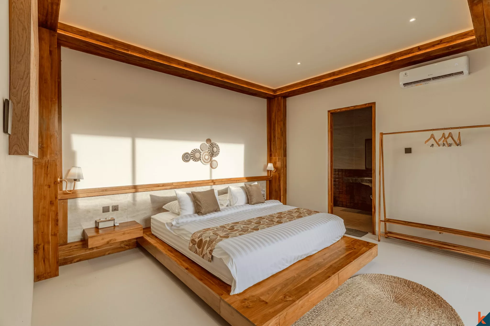 Villa tropicale moderne de 3 chambres avec piscine privée à Kerobokan